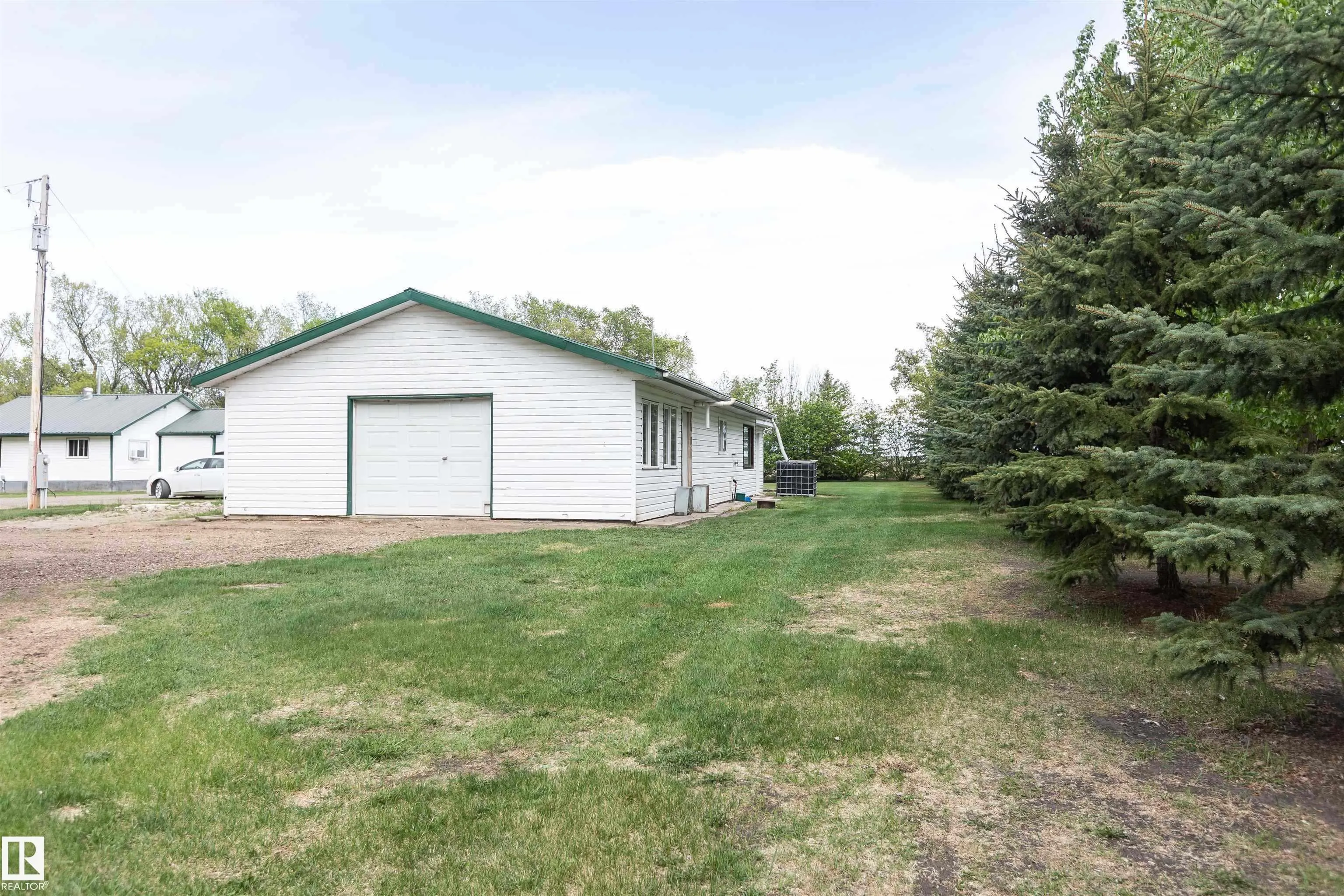 1017 Twp Rd 602