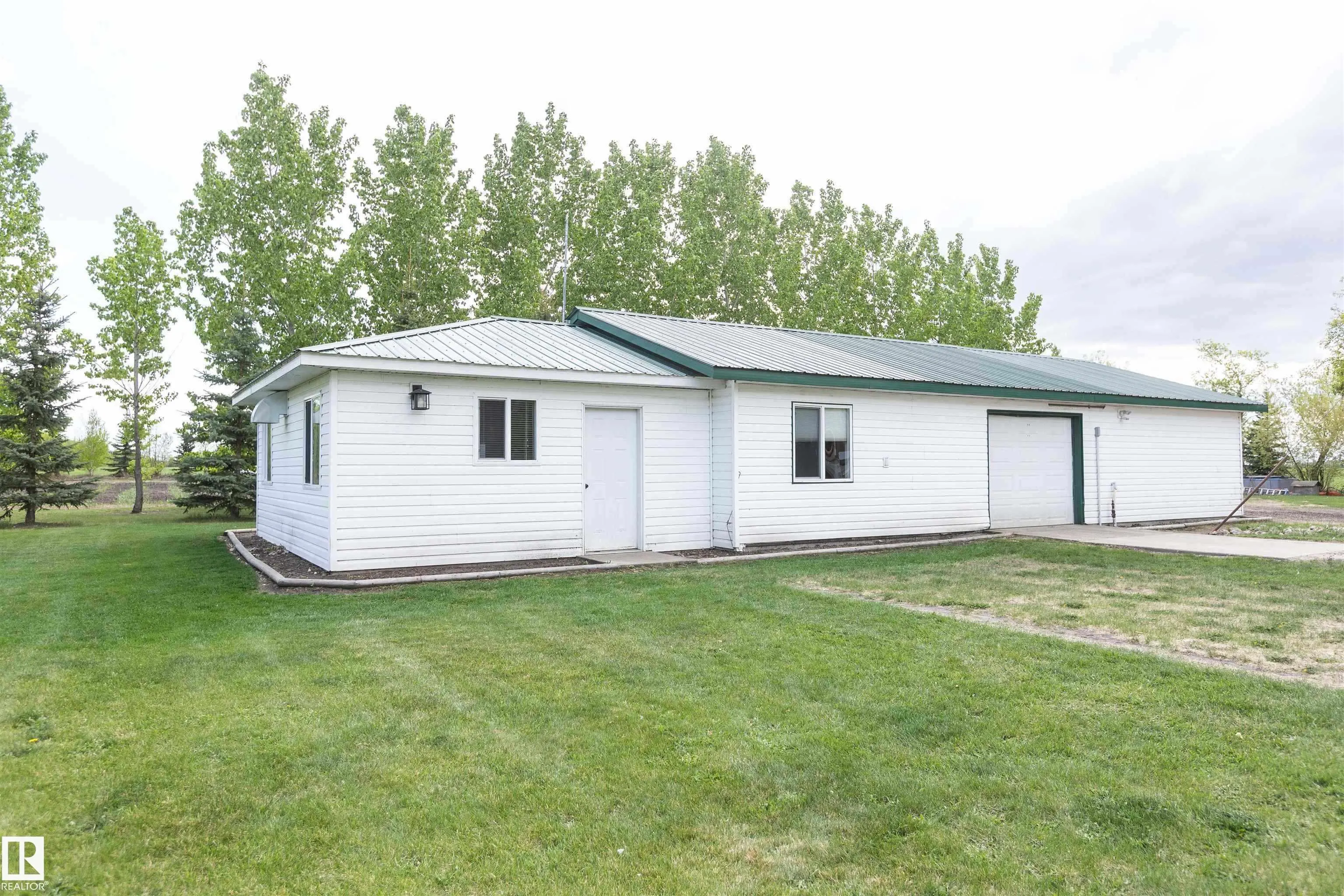 1017 Twp Rd 602