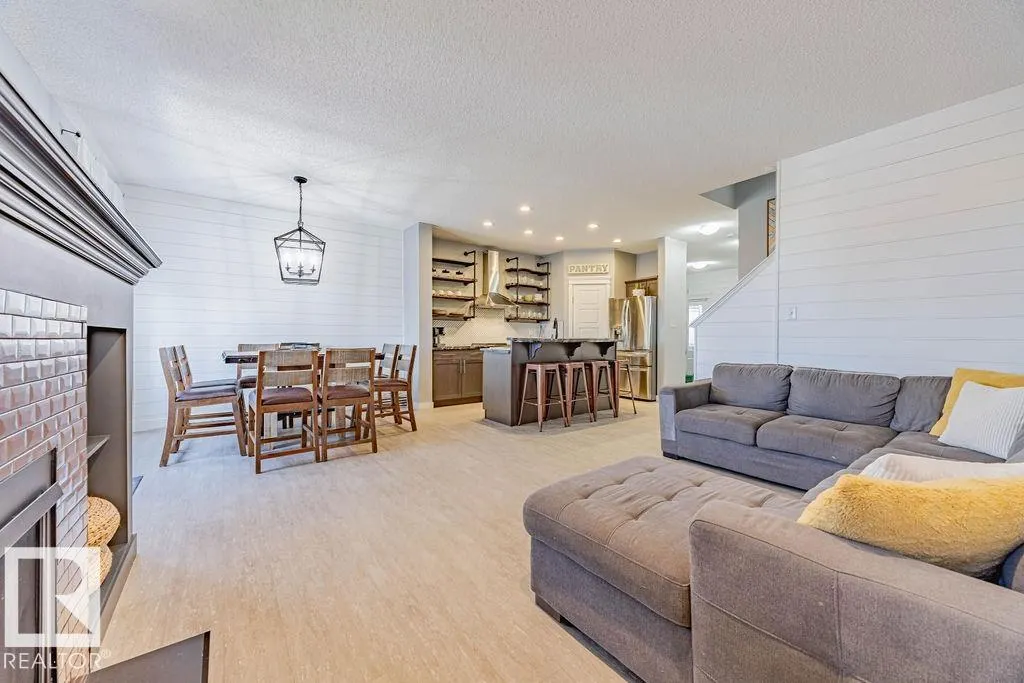 106 SOUTH CREEK Wynd