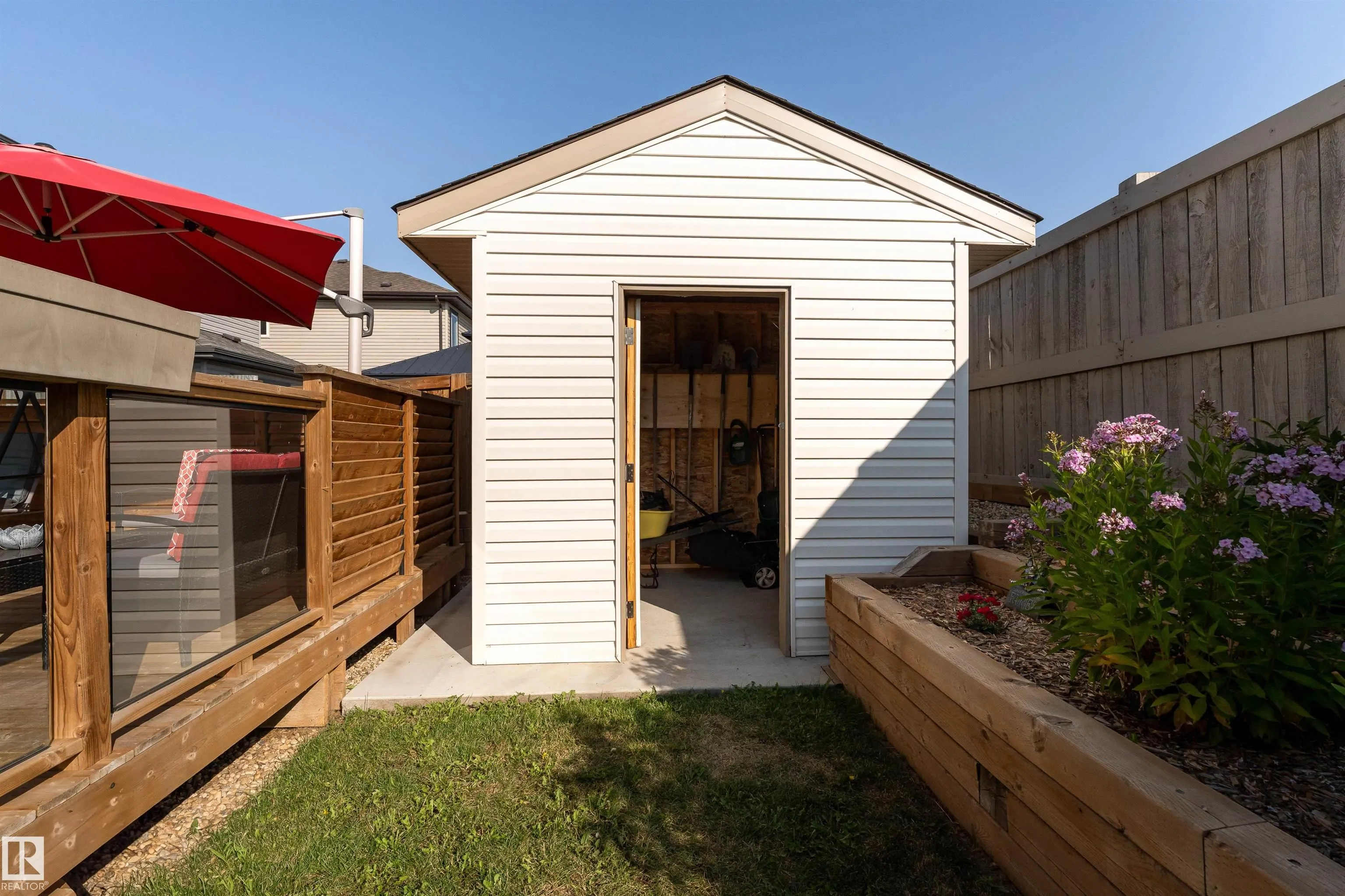 37 WALLACE Point(e)