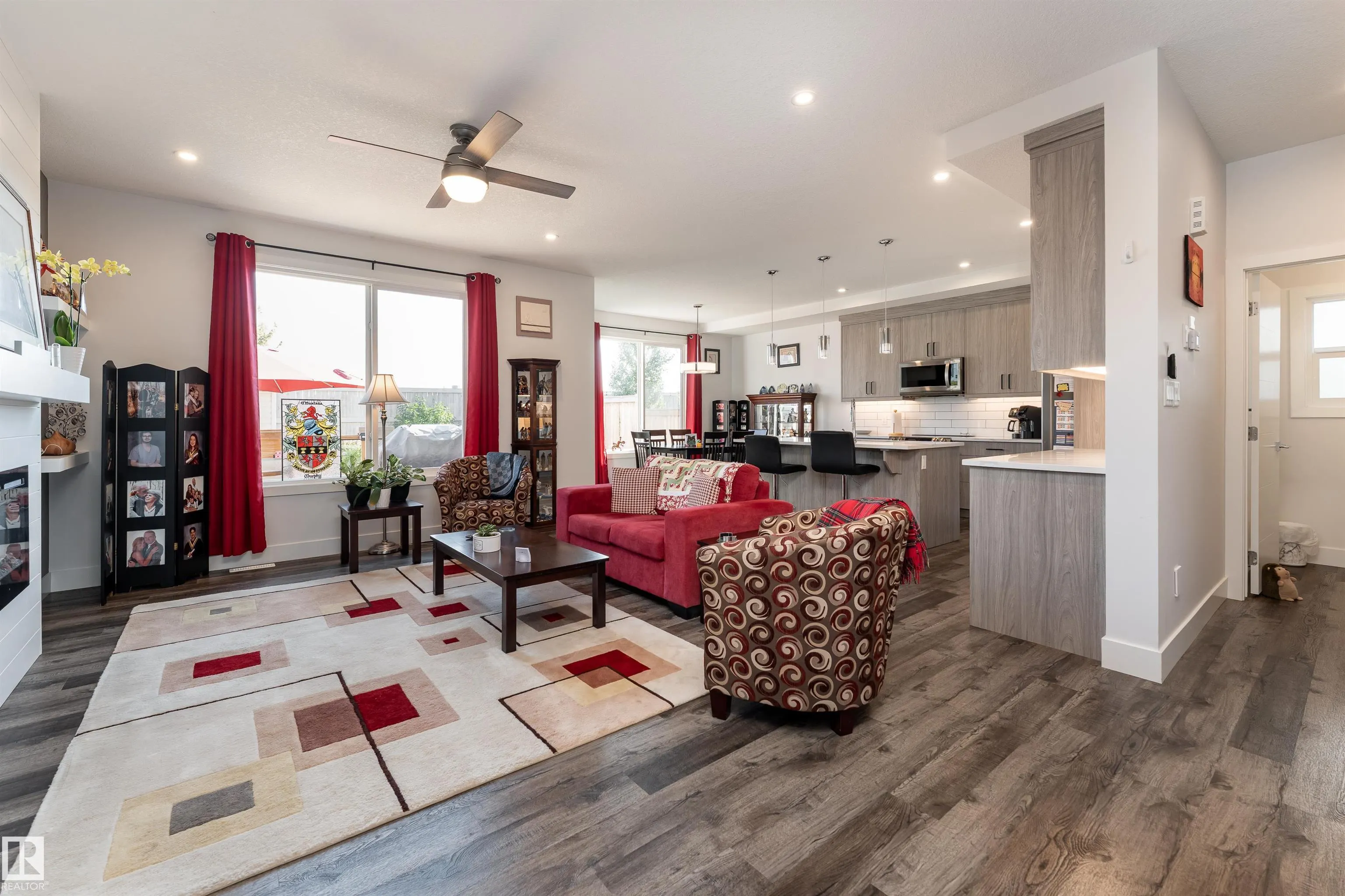37 WALLACE Point(e)