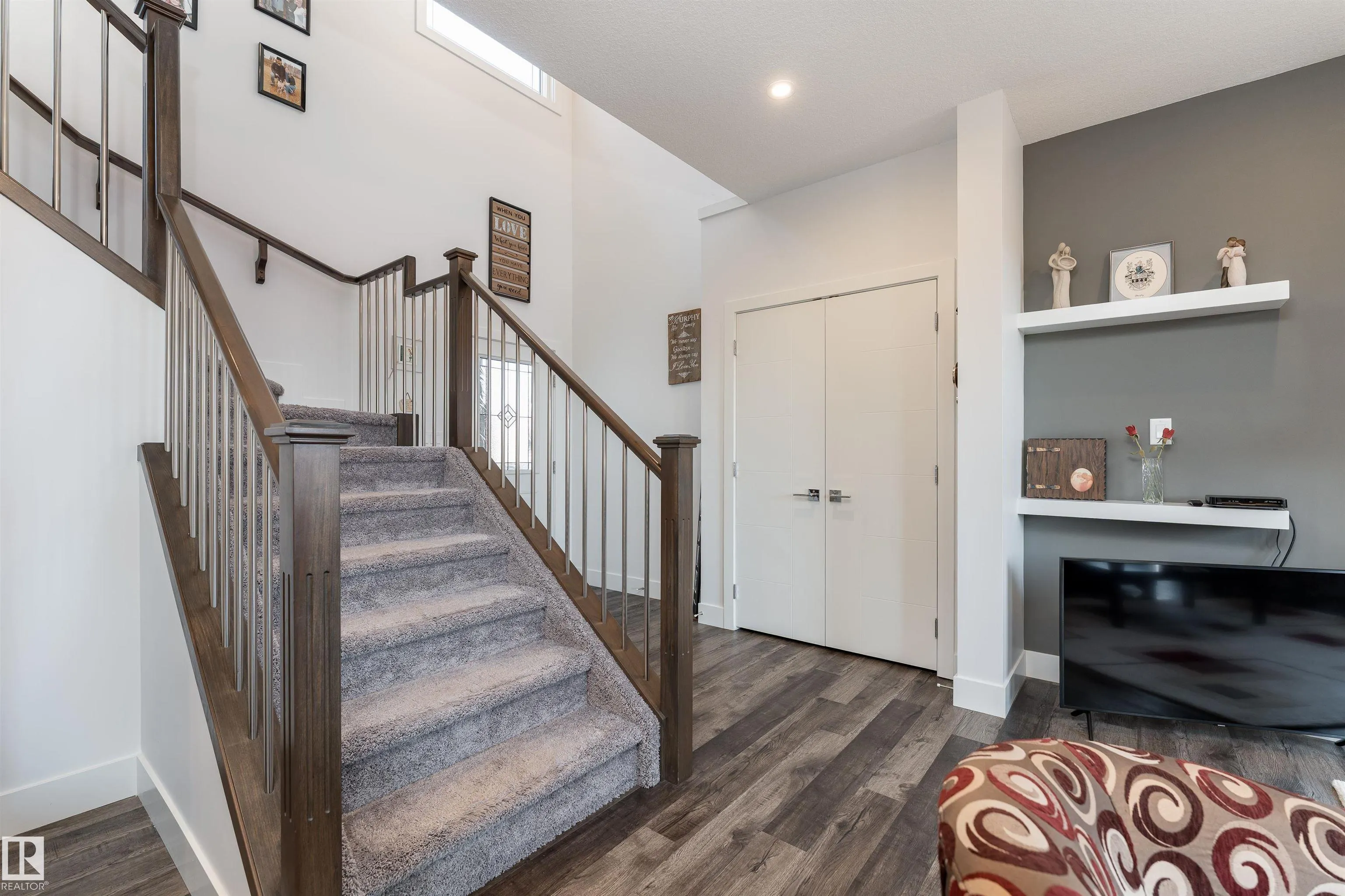 37 WALLACE Point(e)