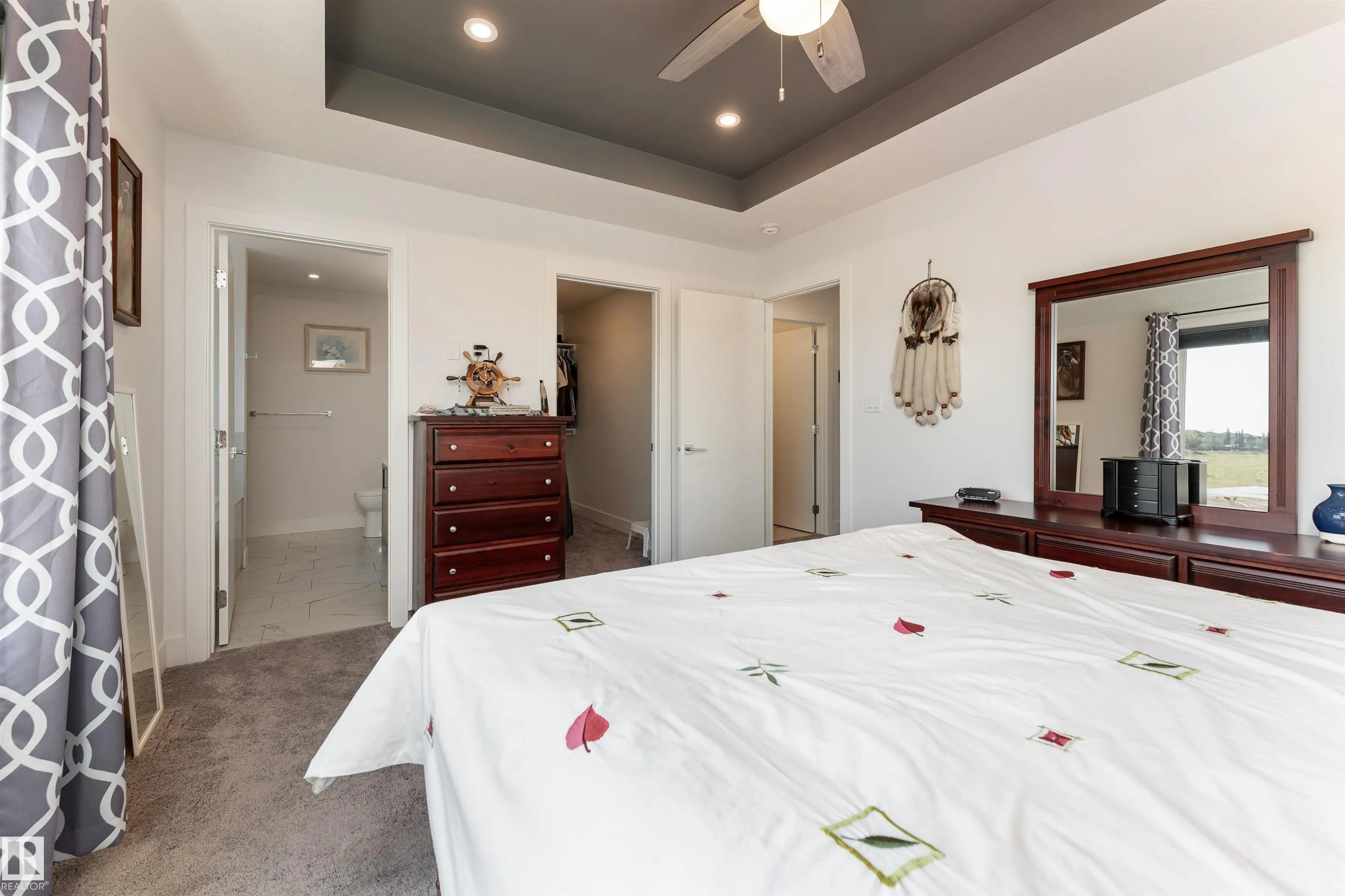 37 WALLACE Point(e)