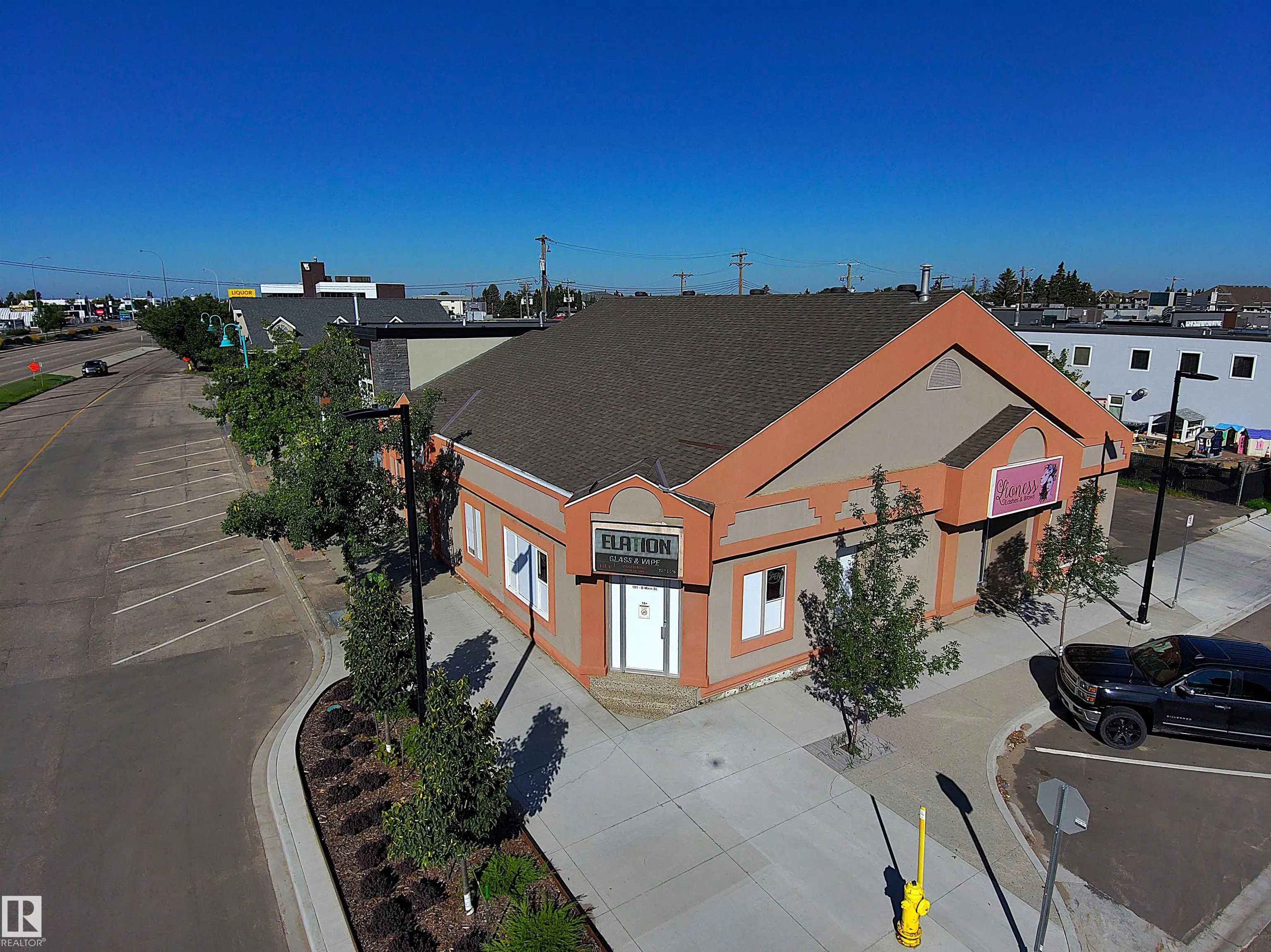 101 MAIN Street