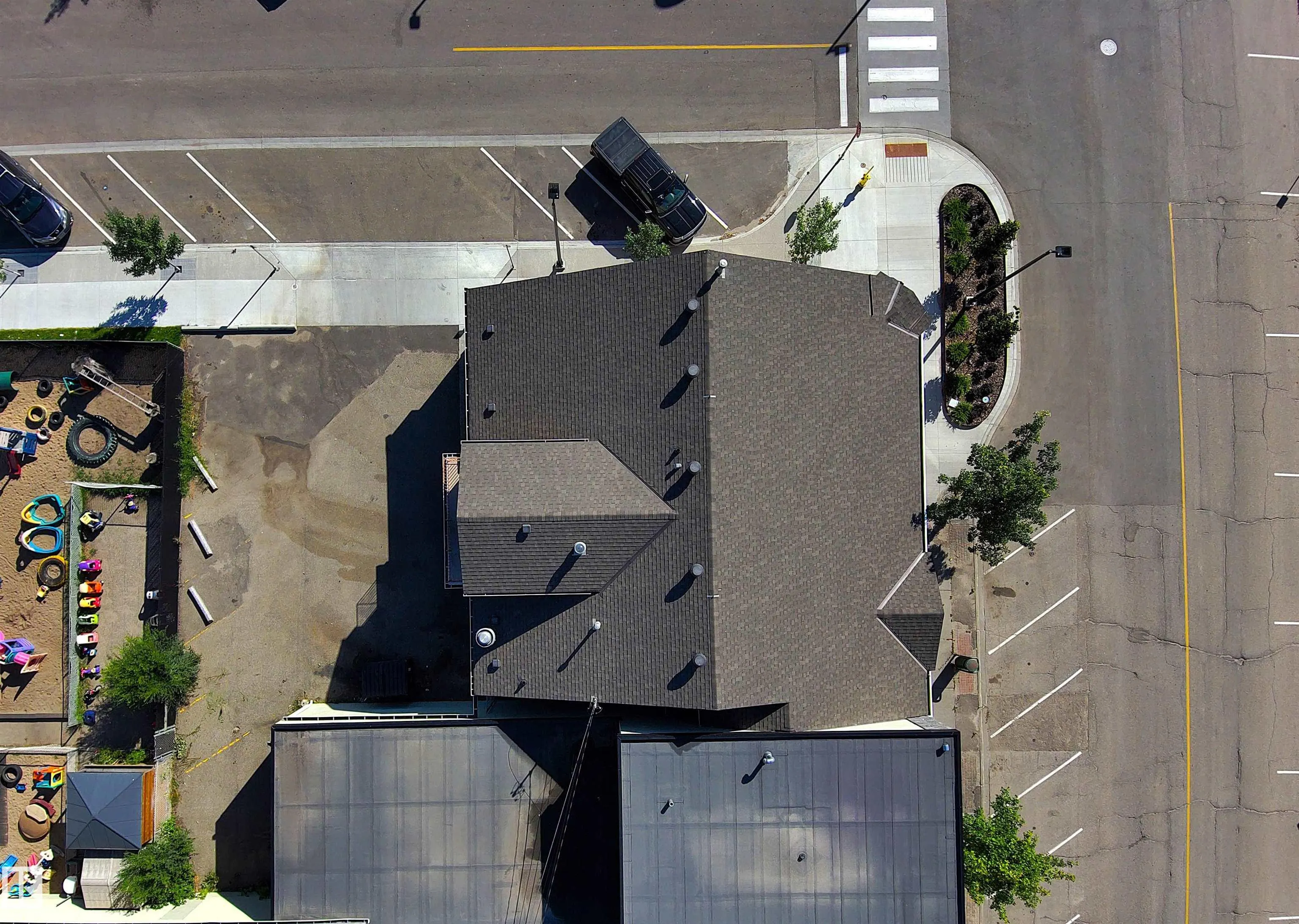 101 MAIN Street