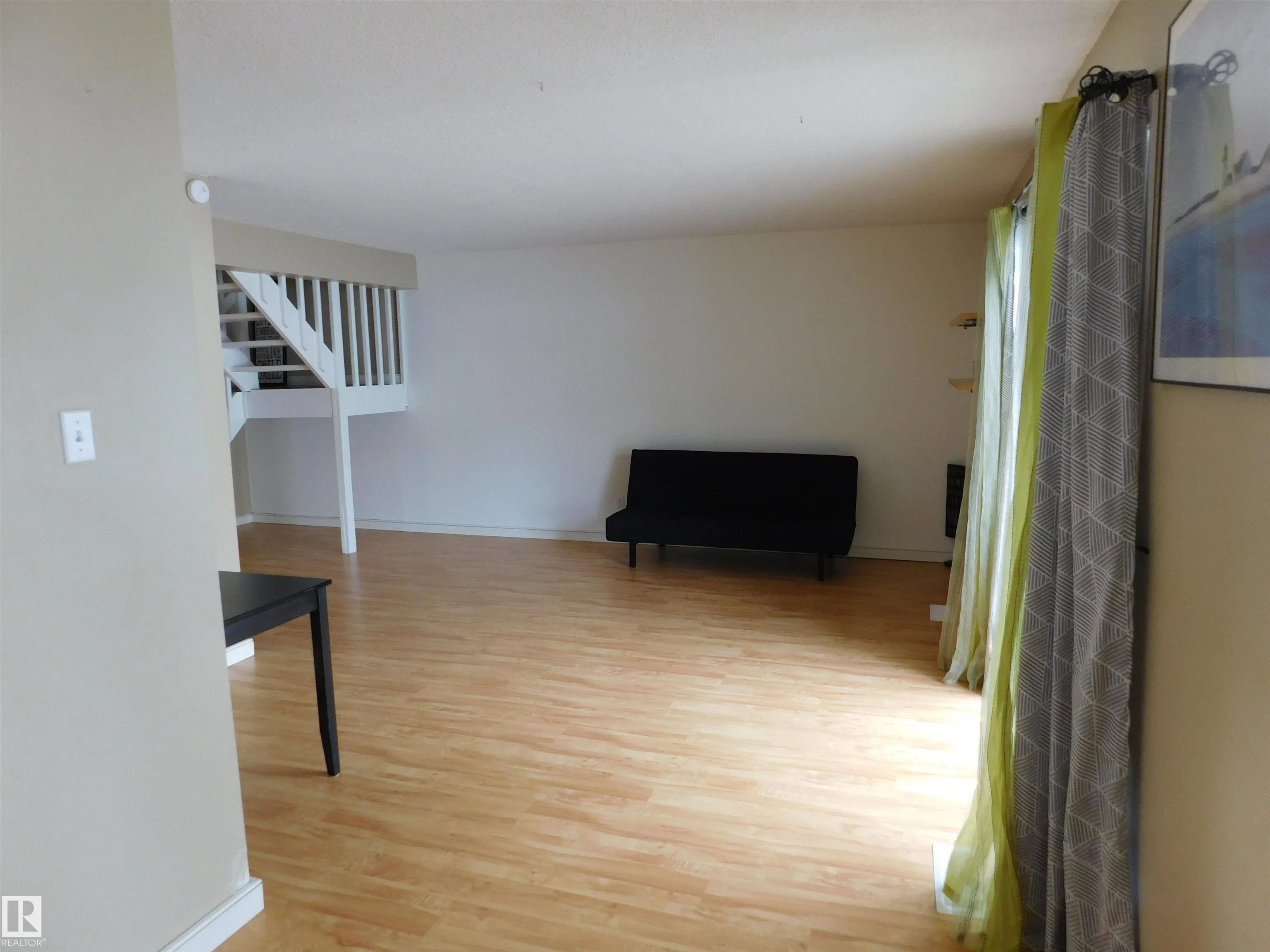 15E Meadowlark Village
