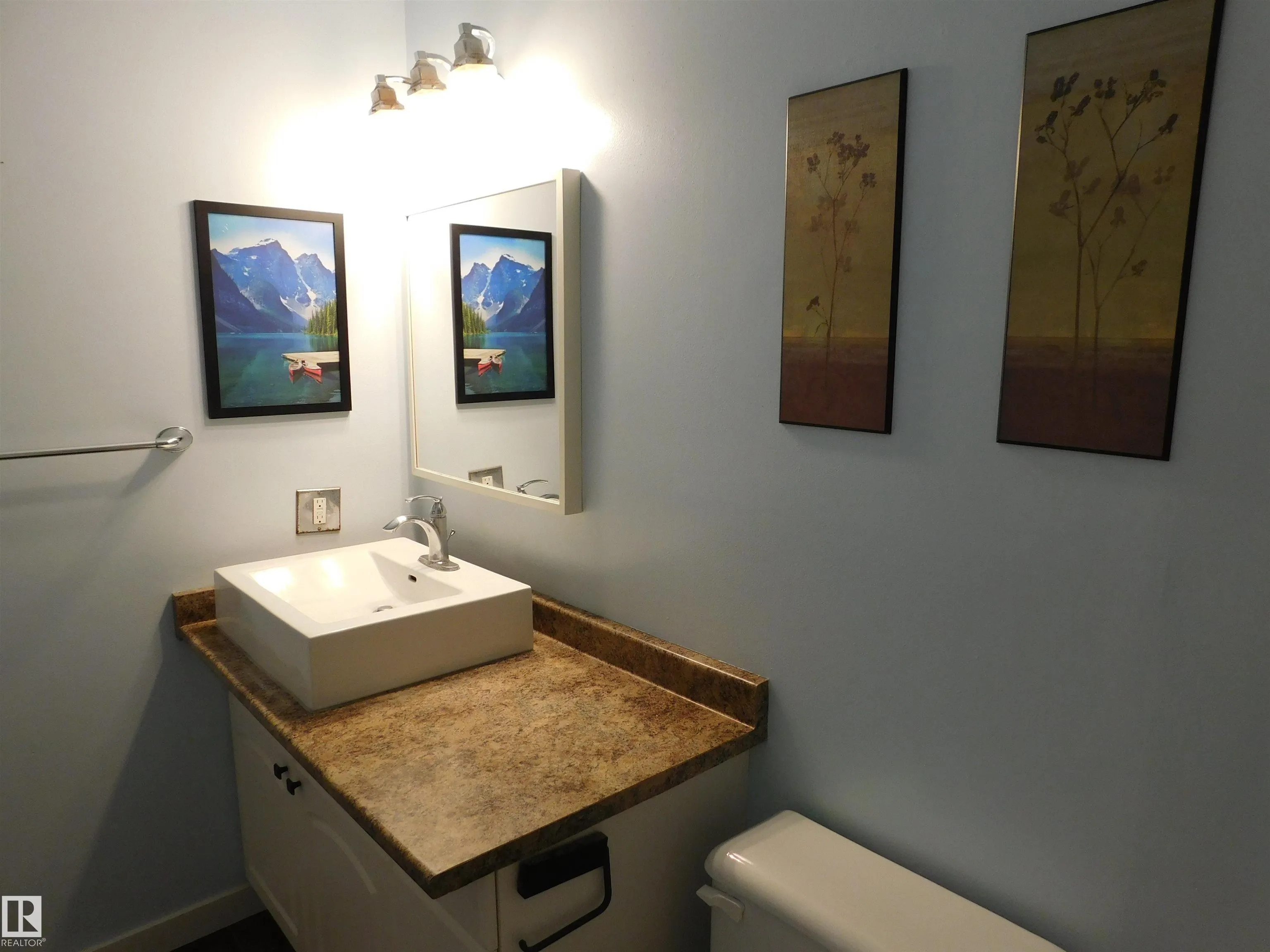 15E Meadowlark Village