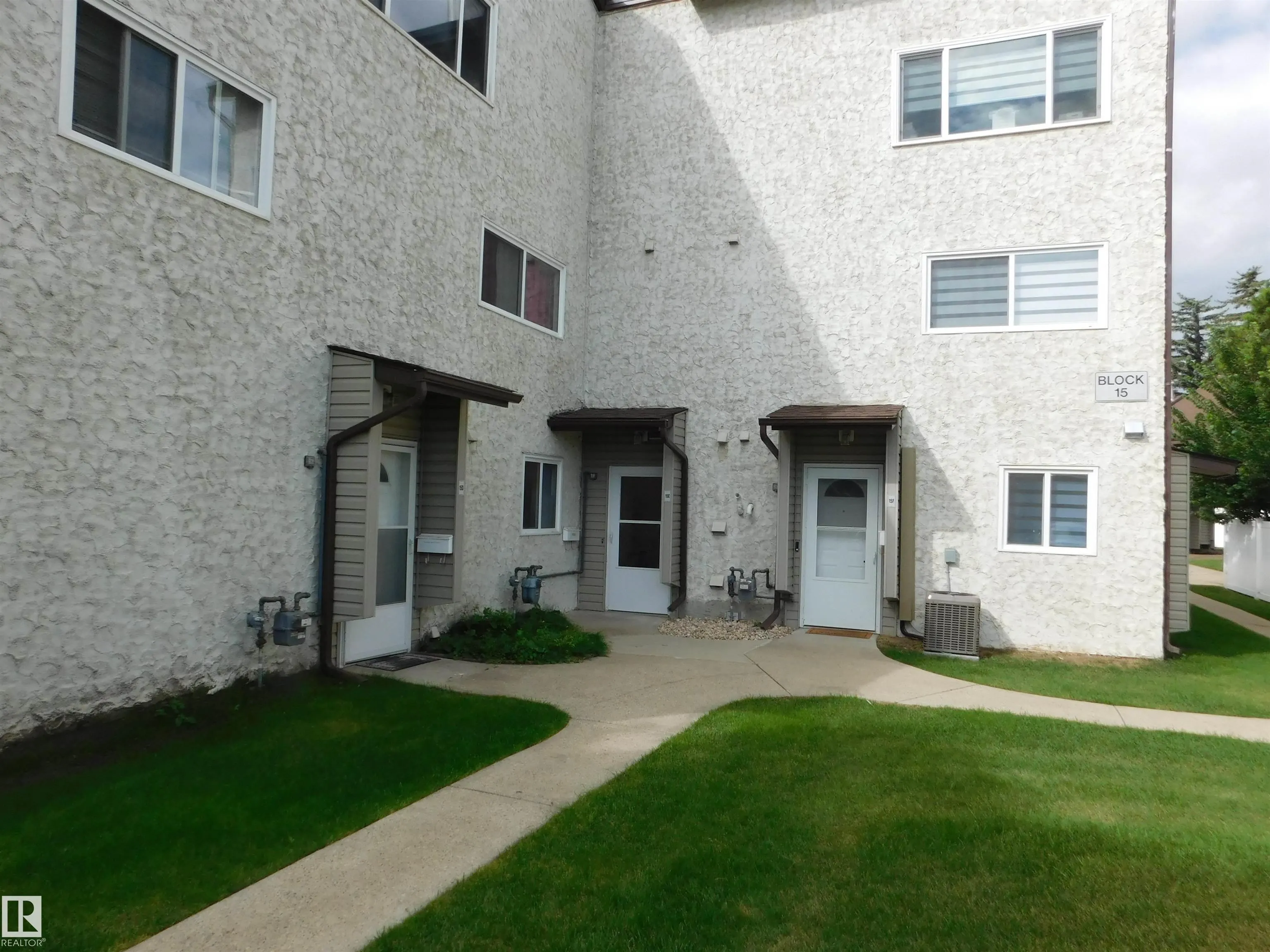 15E Meadowlark Village
