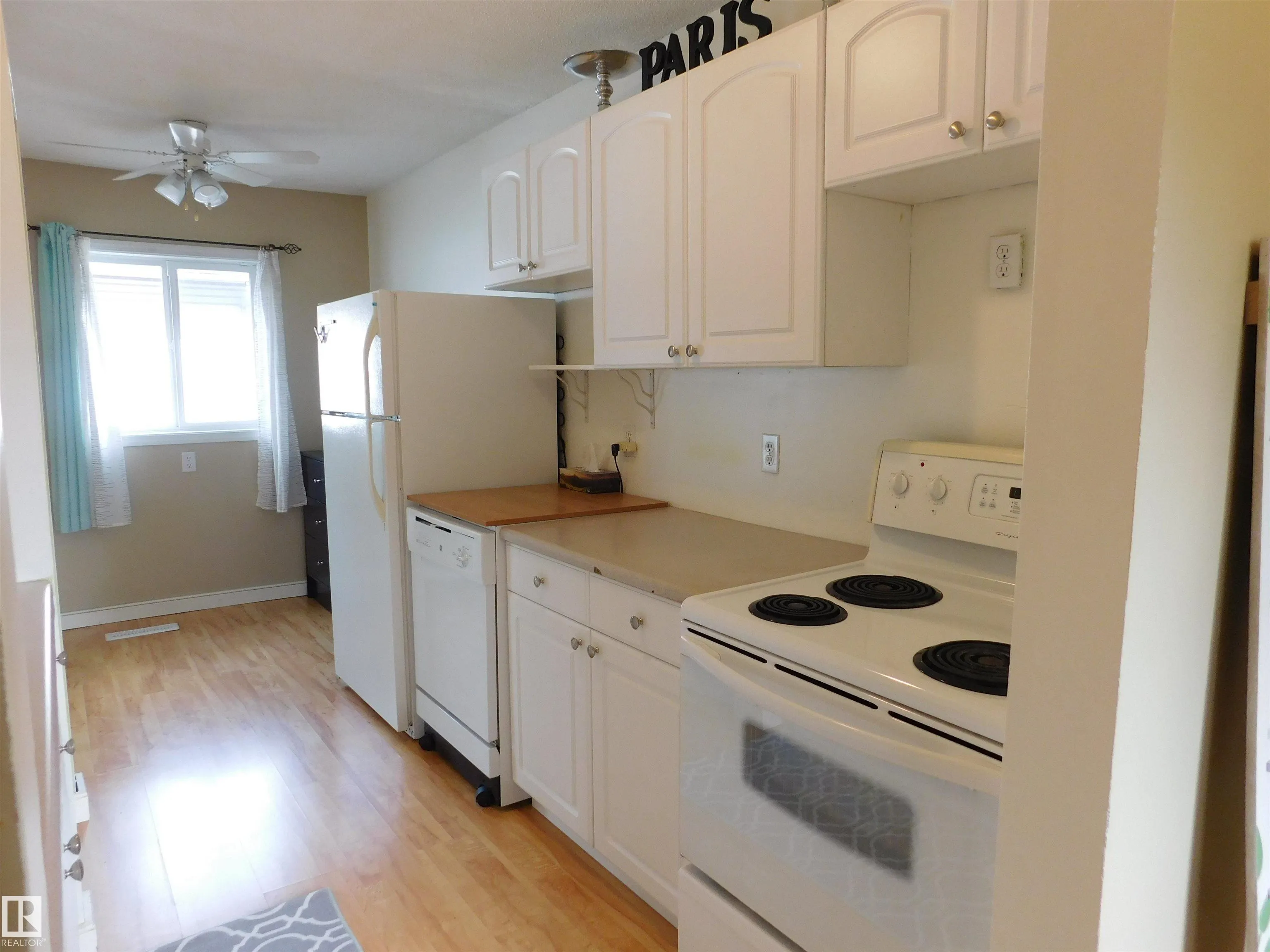 15E Meadowlark Village
