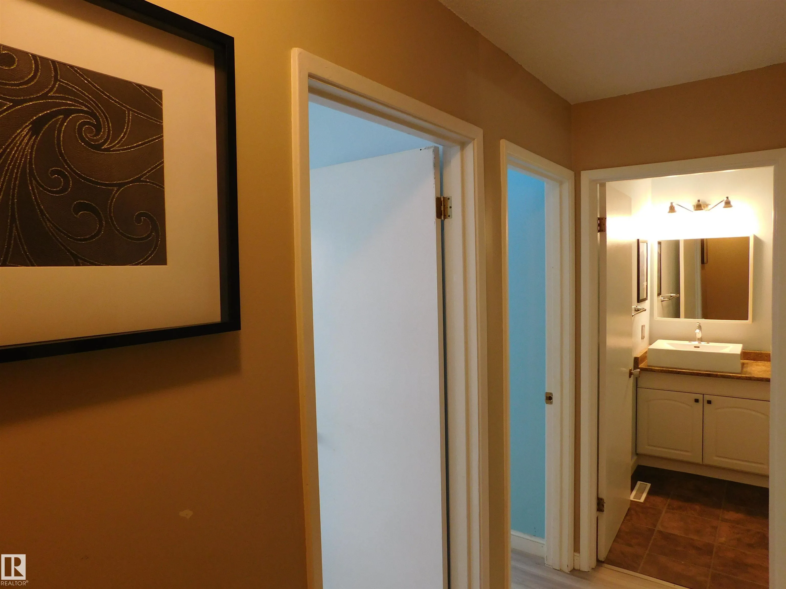 15E Meadowlark Village