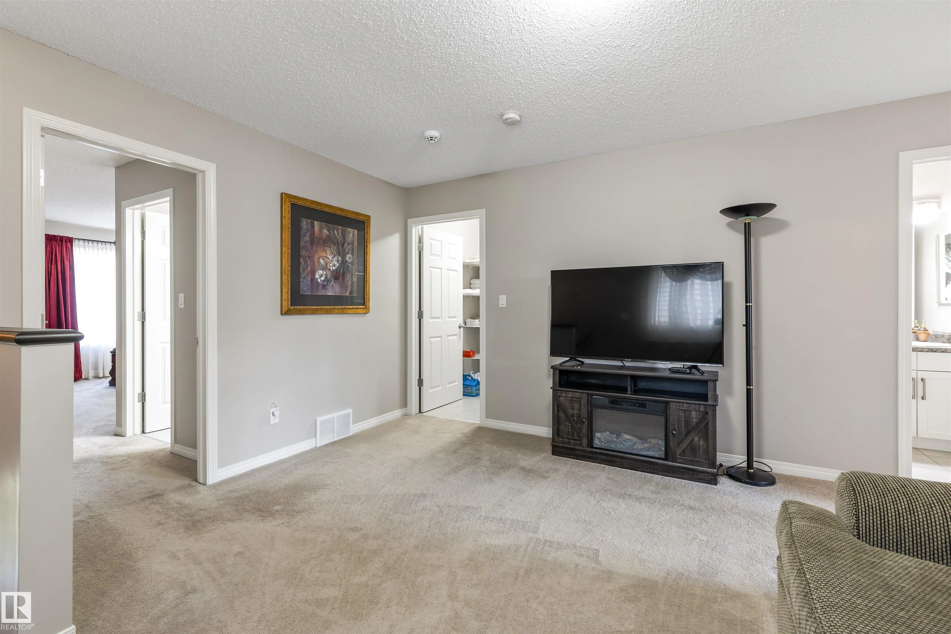 771 EAGLESON Crescent