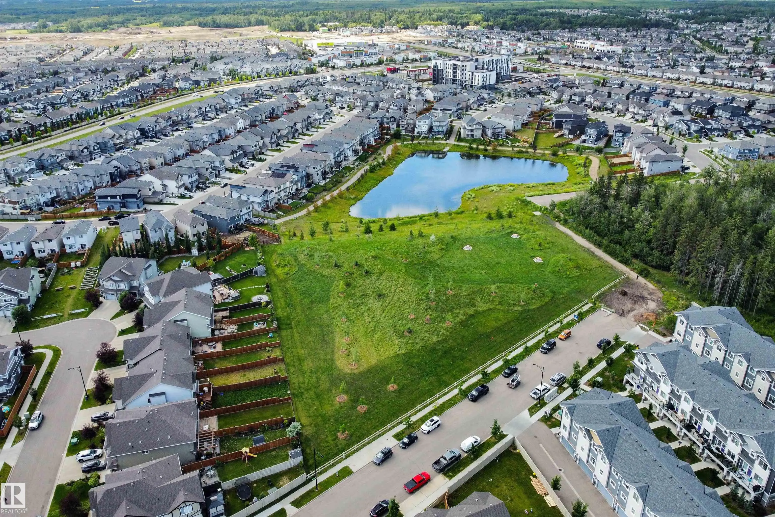 771 EAGLESON Crescent
