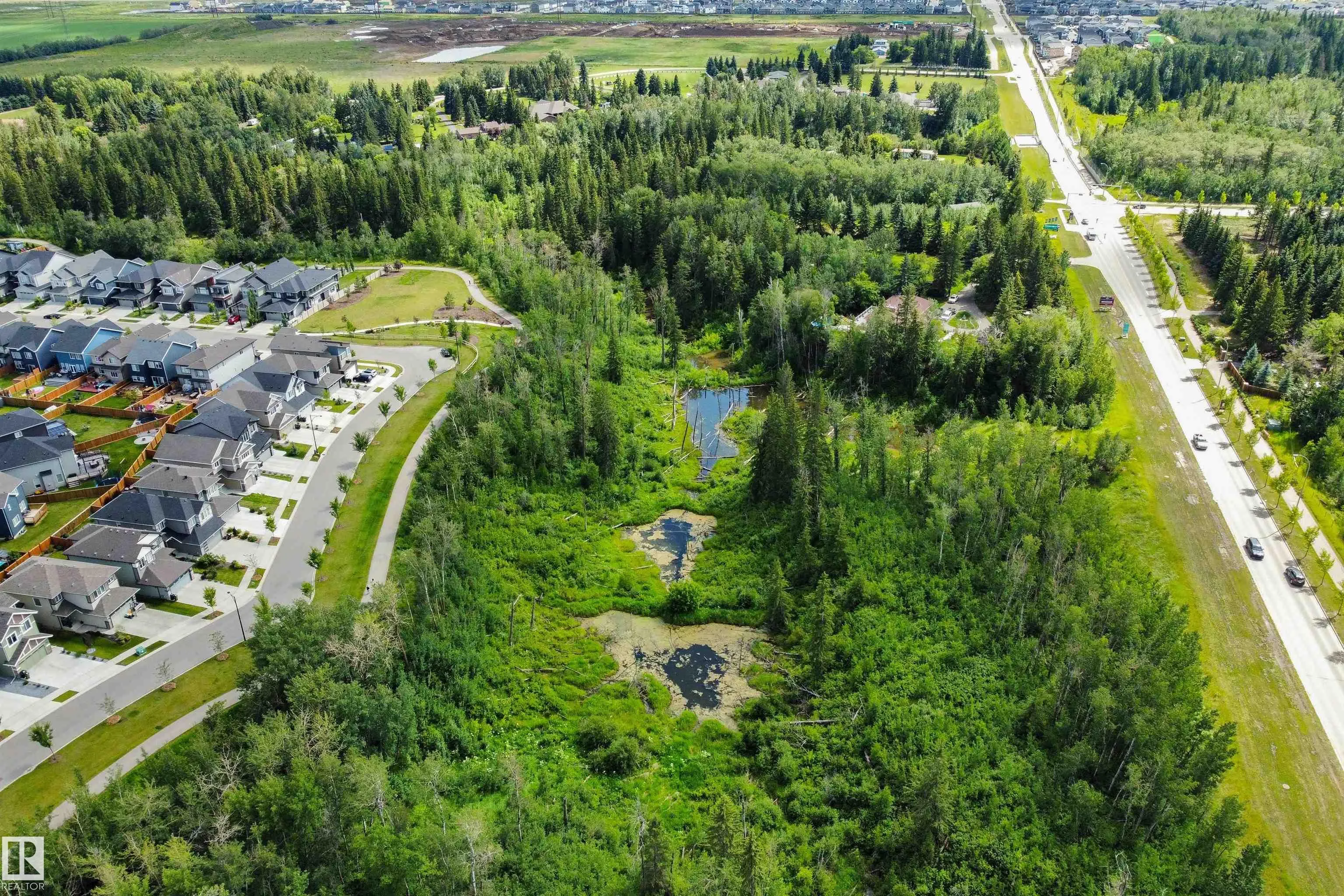 771 EAGLESON Crescent