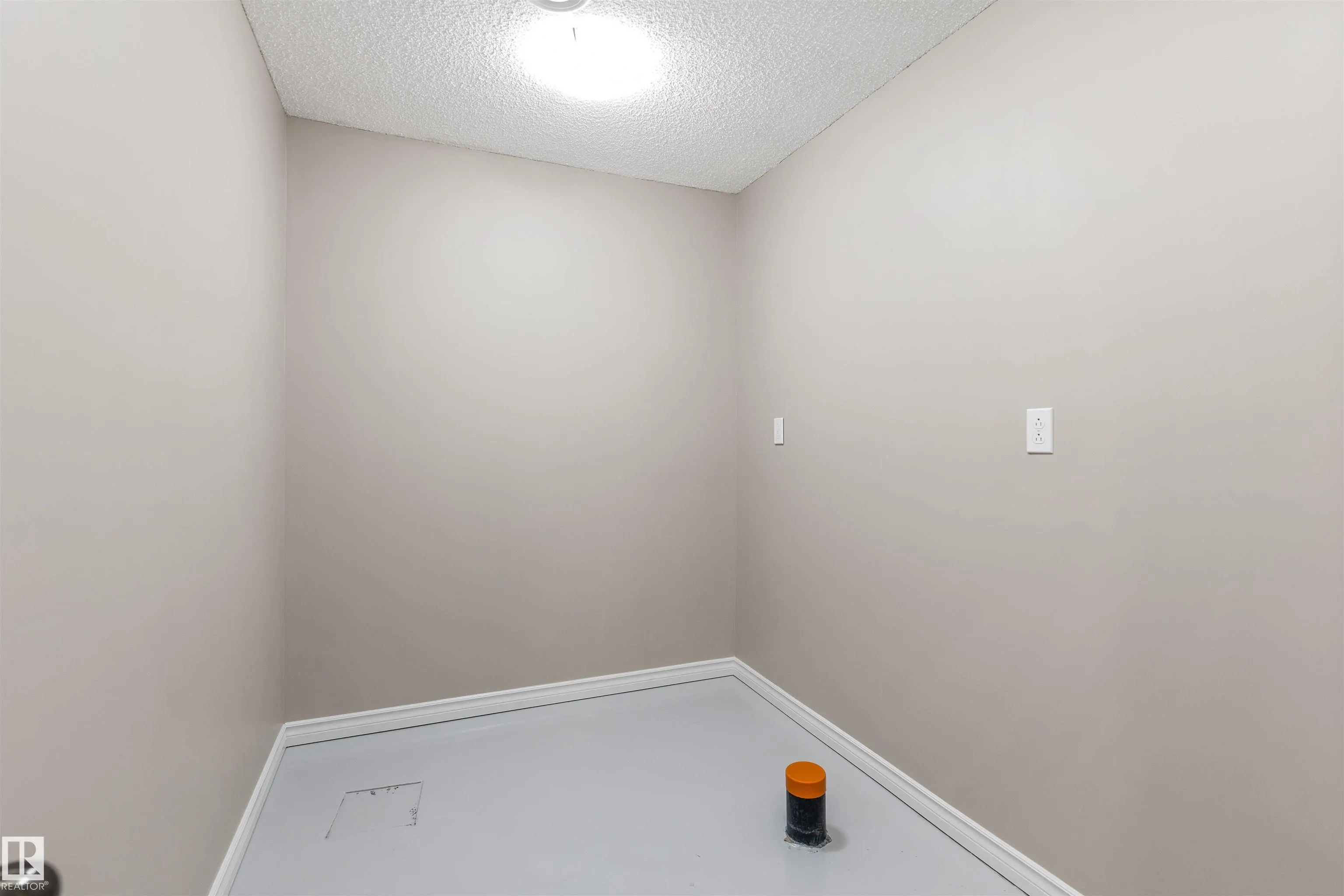 771 EAGLESON Crescent