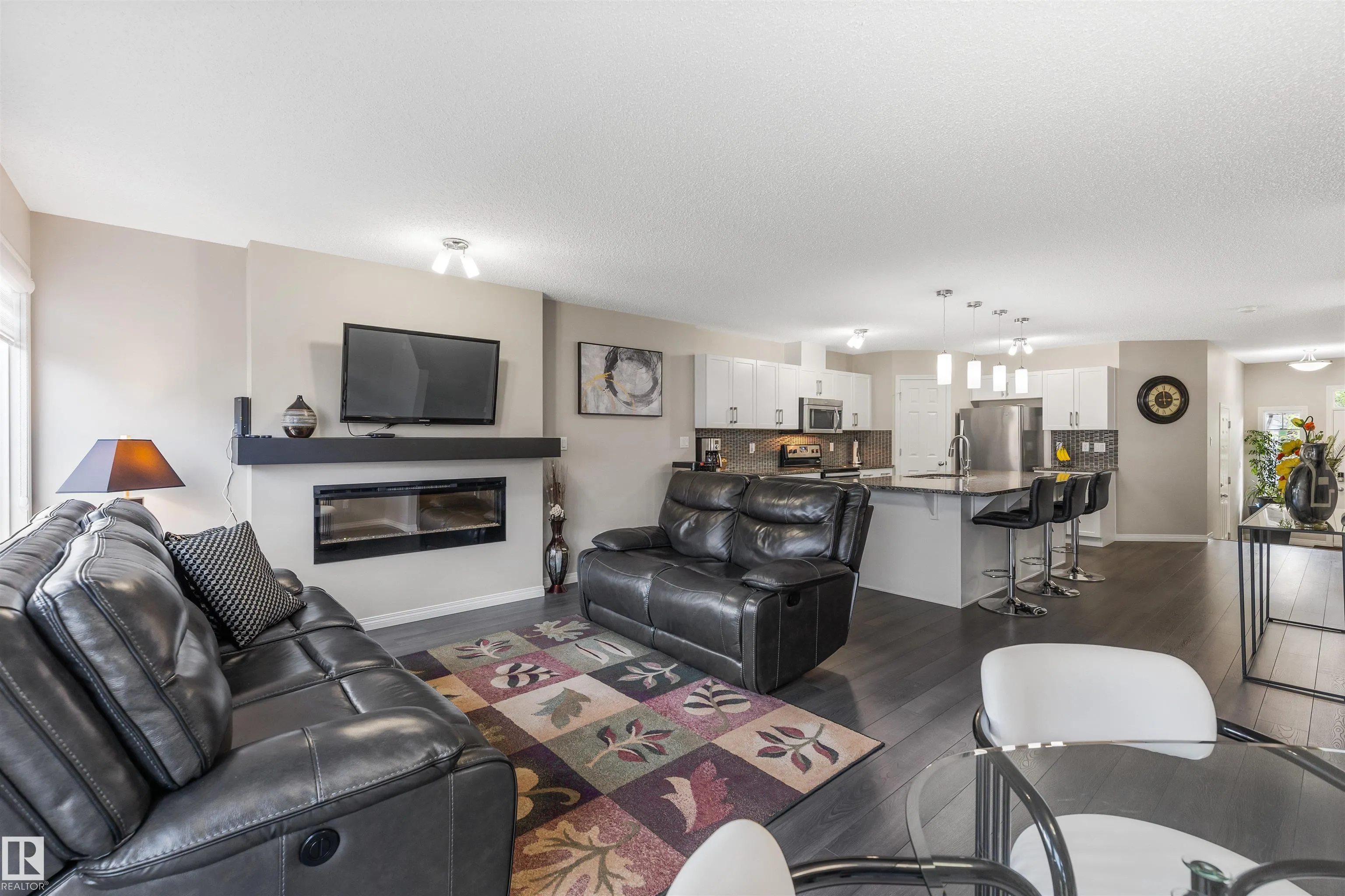 771 EAGLESON Crescent