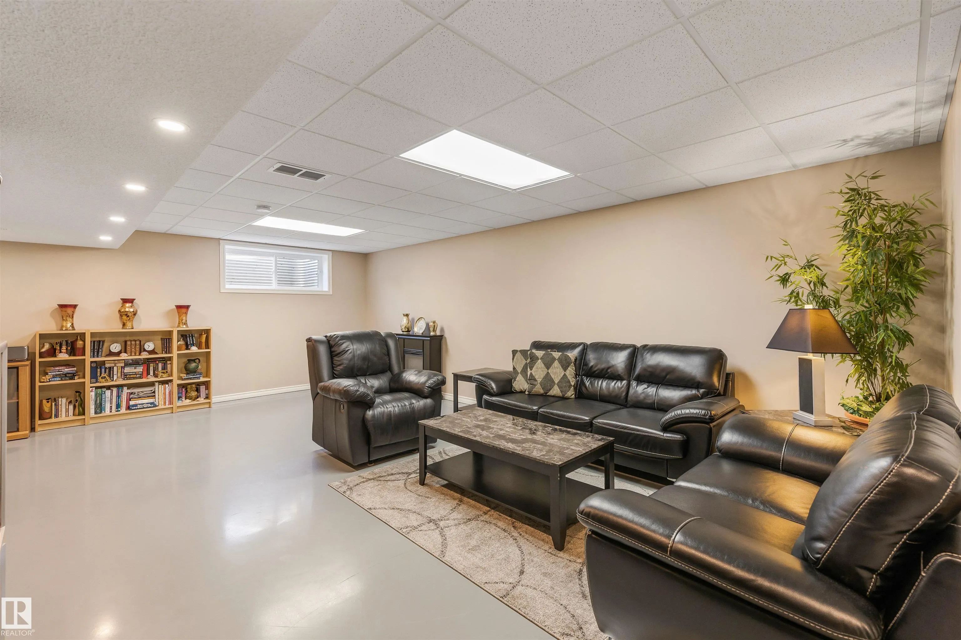771 EAGLESON Crescent