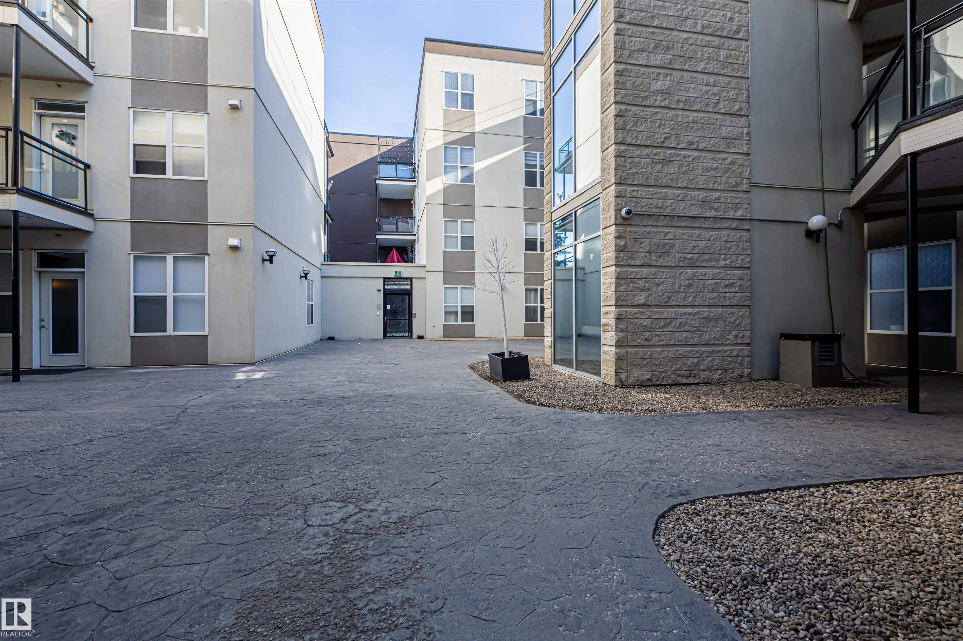 10403 122 Street