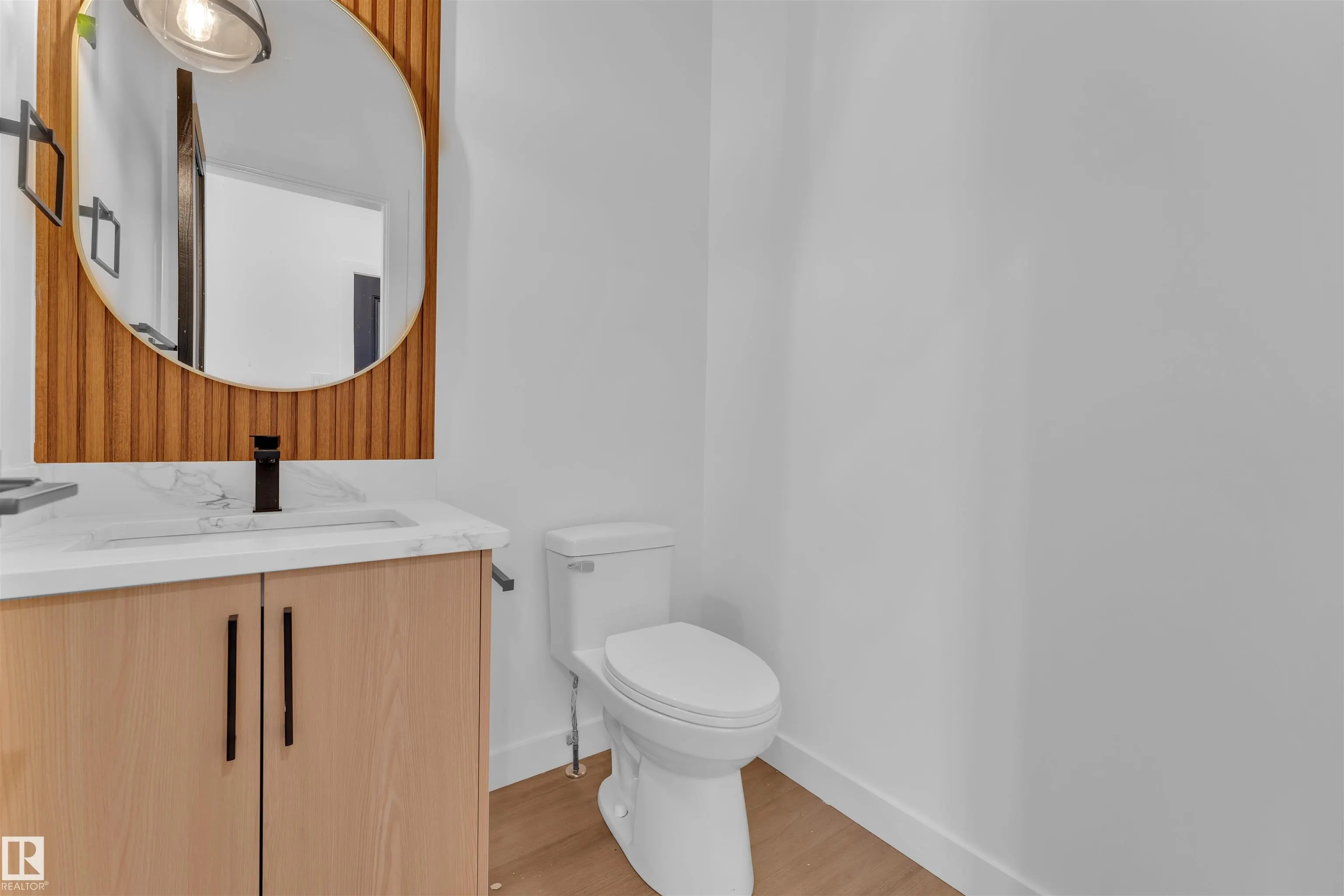 29 Eldridge Point(e)