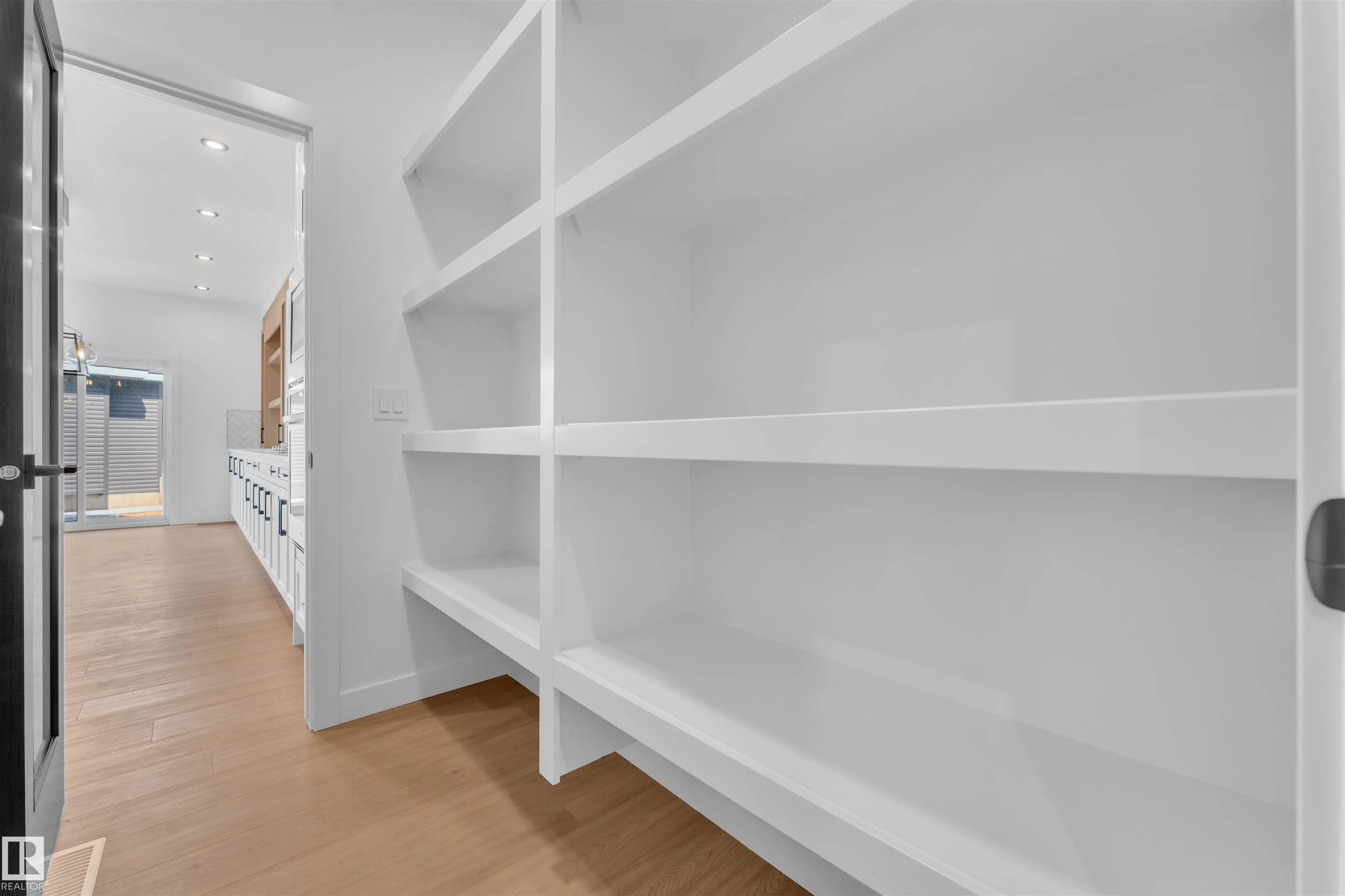 29 Eldridge Point(e)