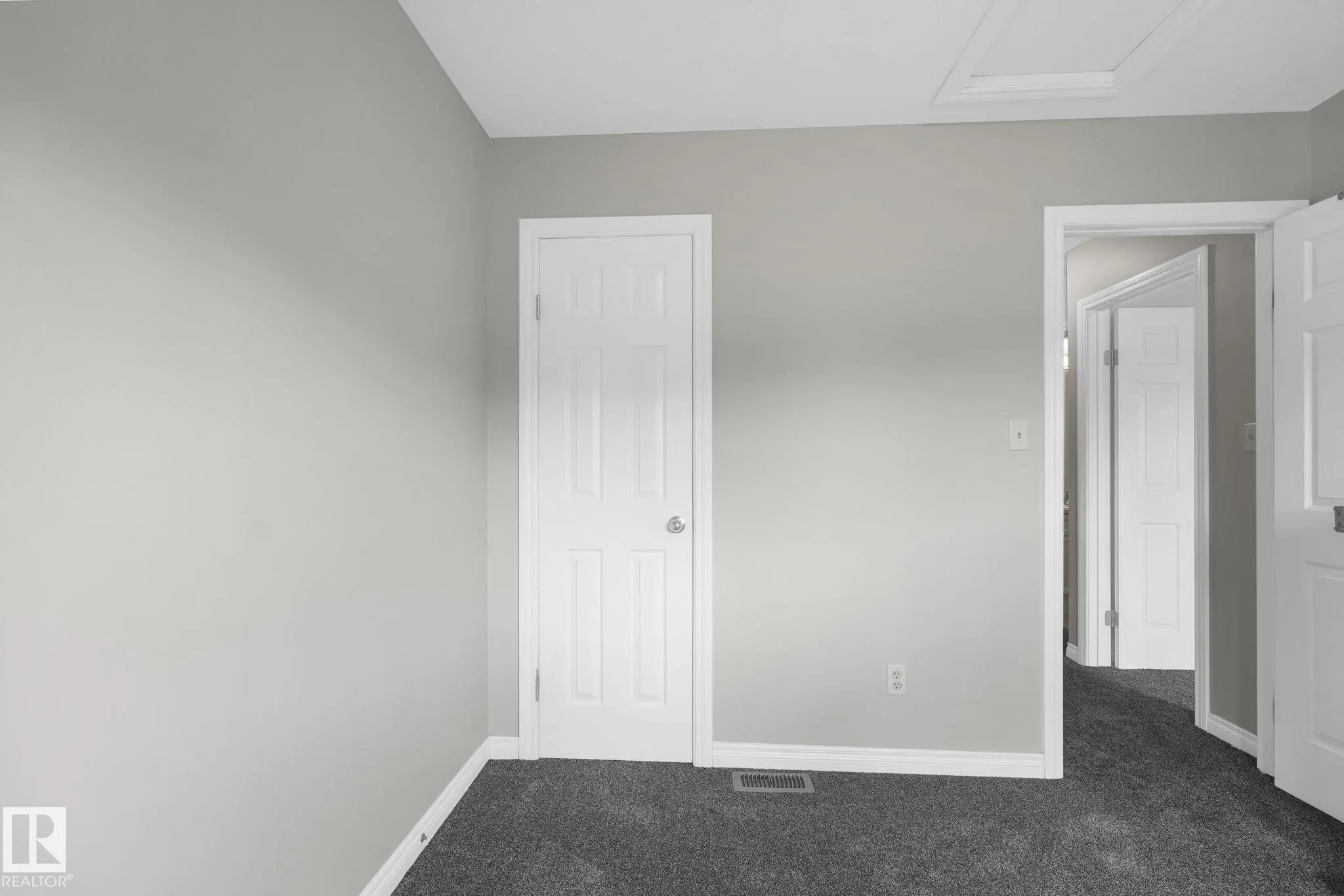 12128 85 street 85