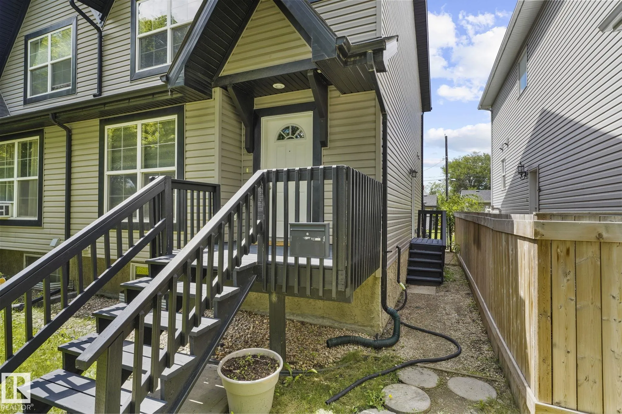 12128 85 street 85