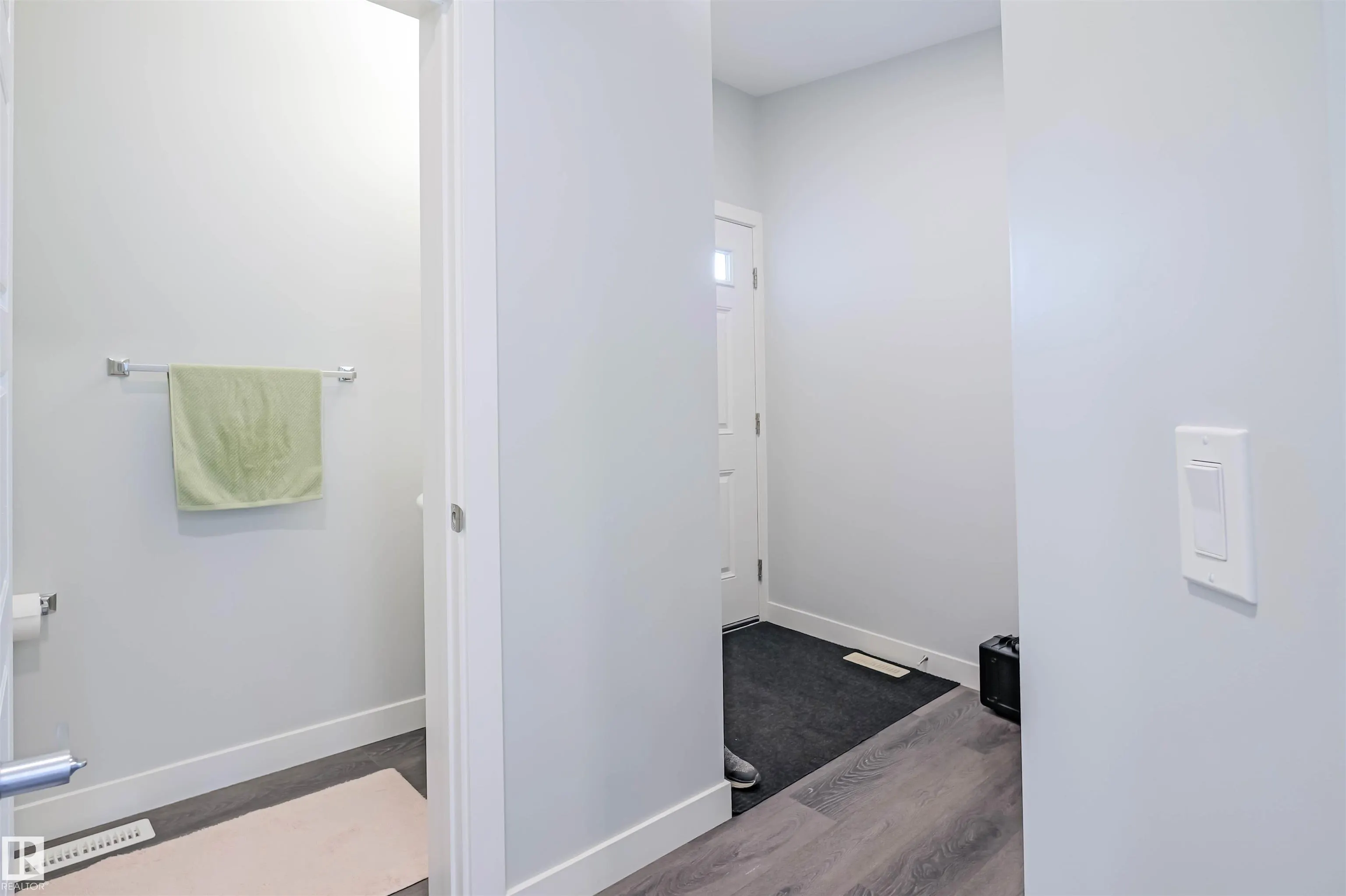 111 KINGSBURY Circle