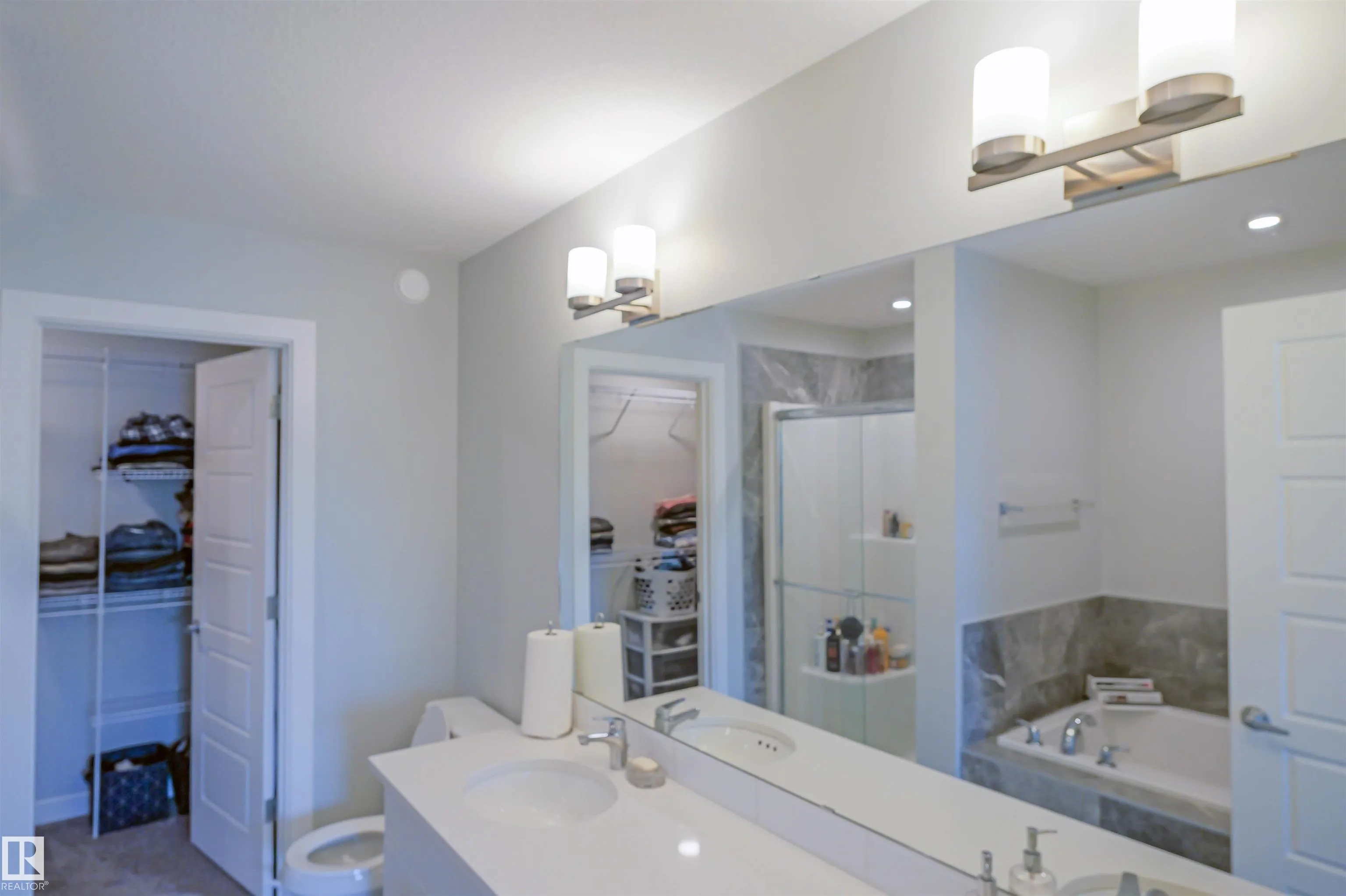 111 KINGSBURY Circle