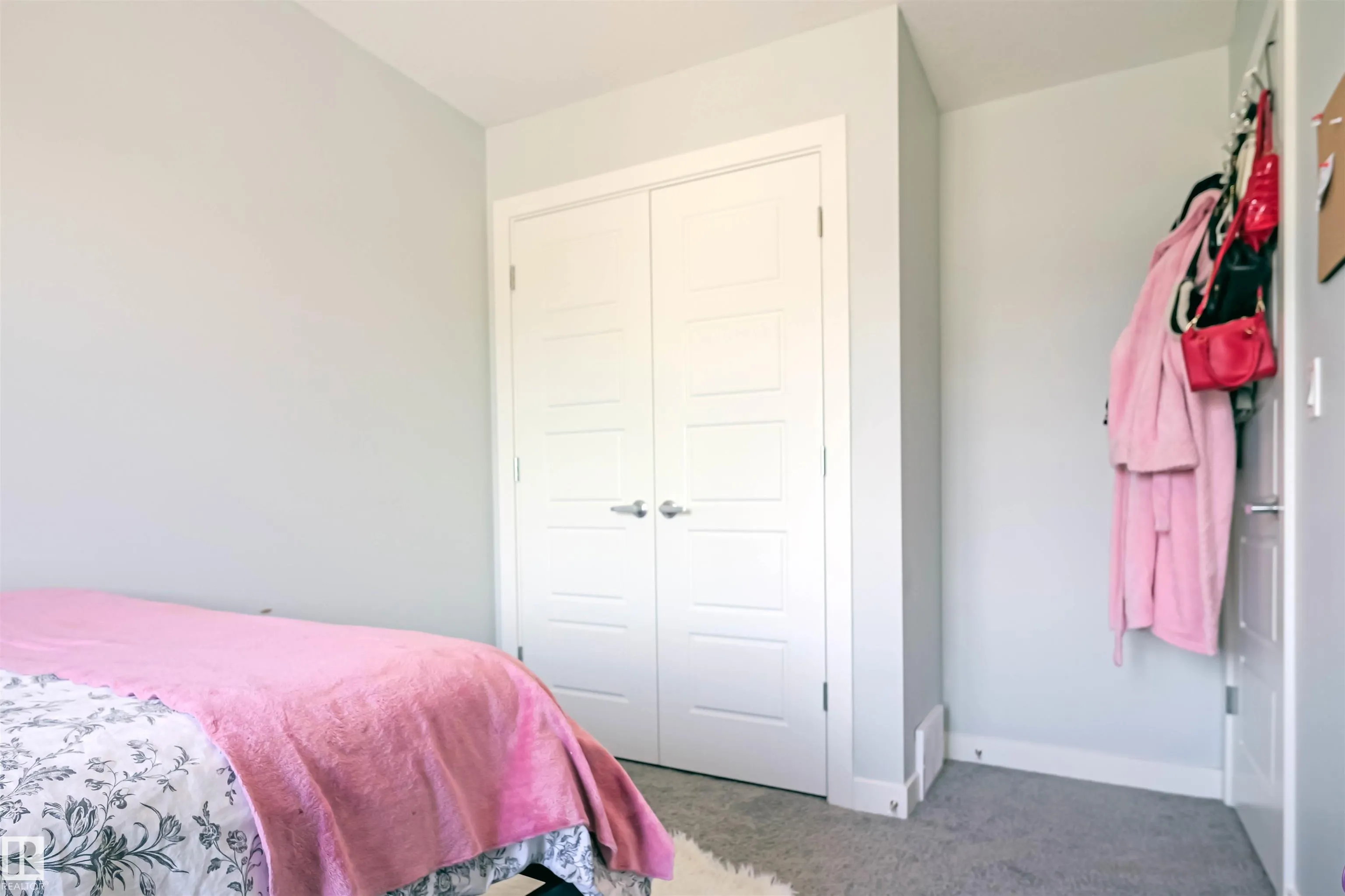 111 KINGSBURY Circle