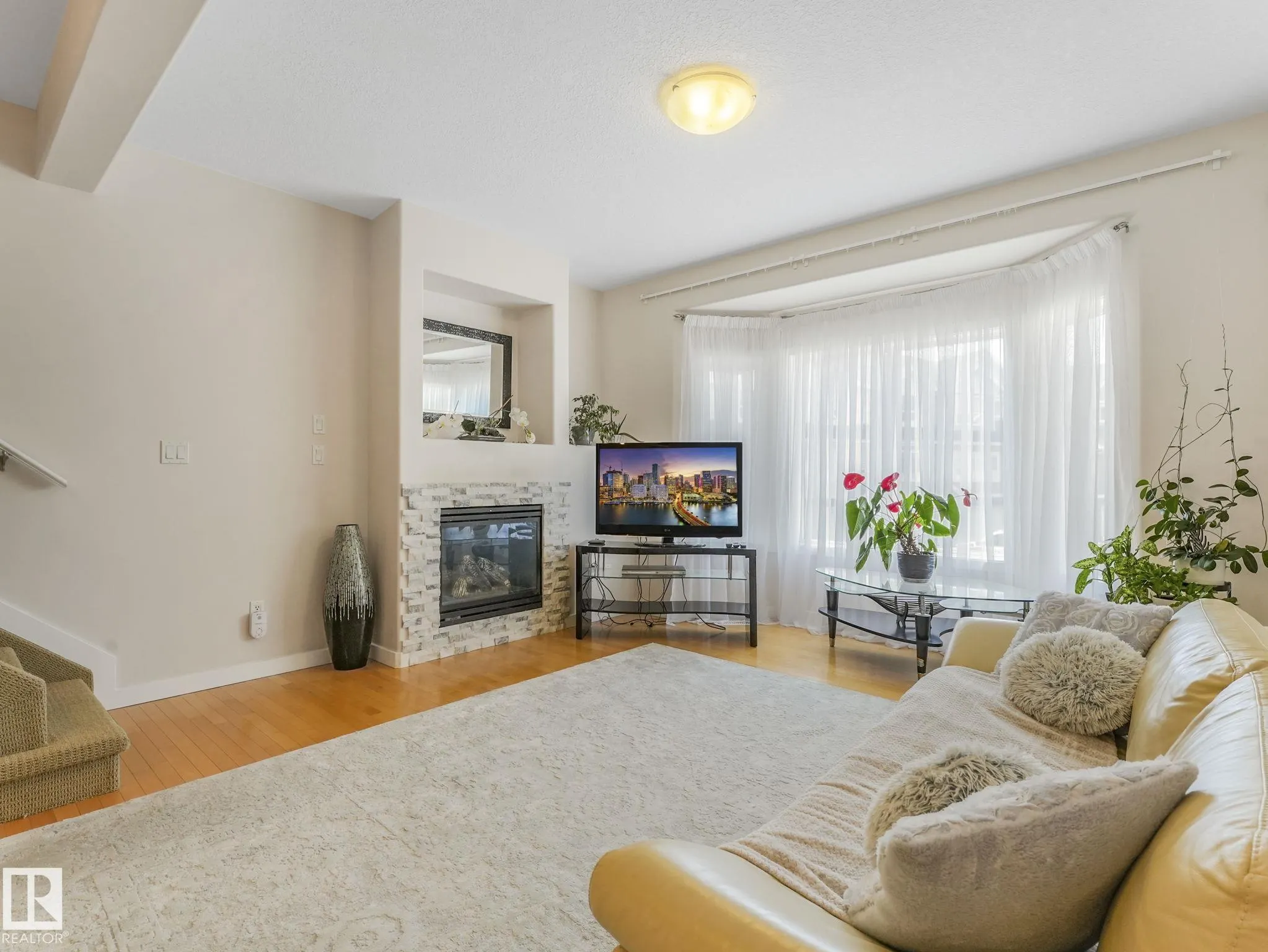 #4 13215 153 Ave