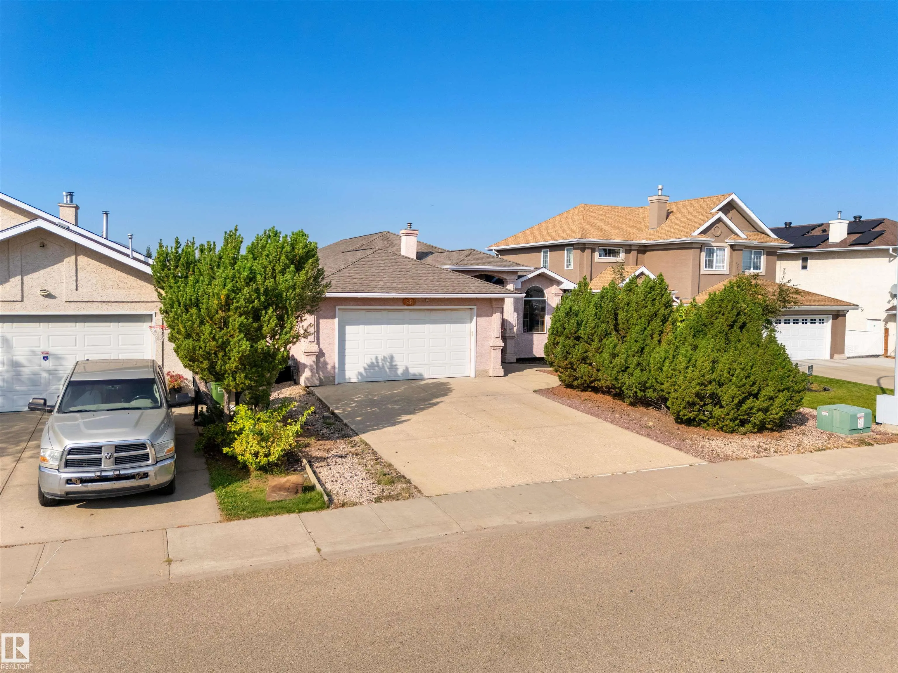 341 HOLLICK-KENYON Road