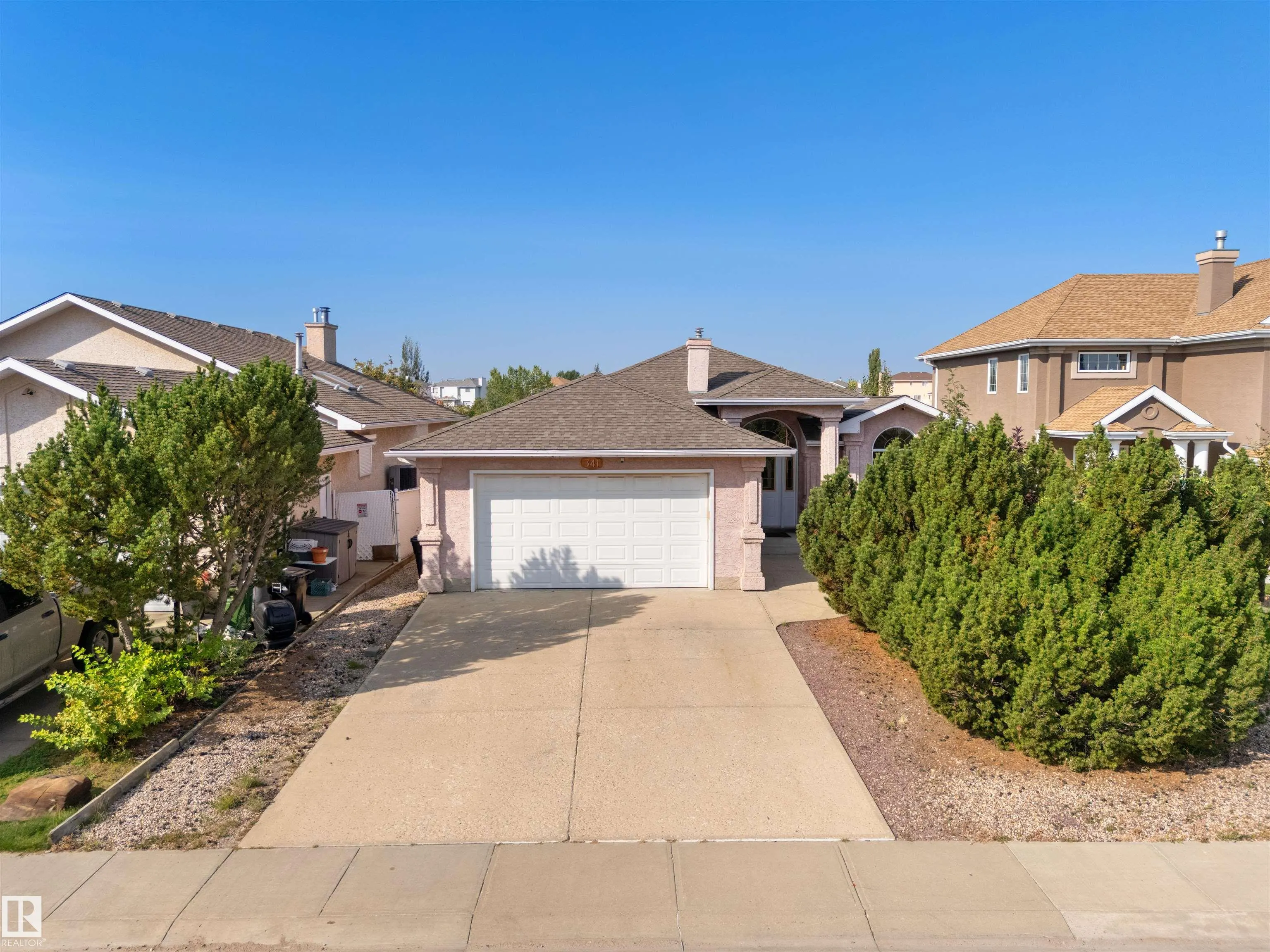 341 HOLLICK-KENYON Road