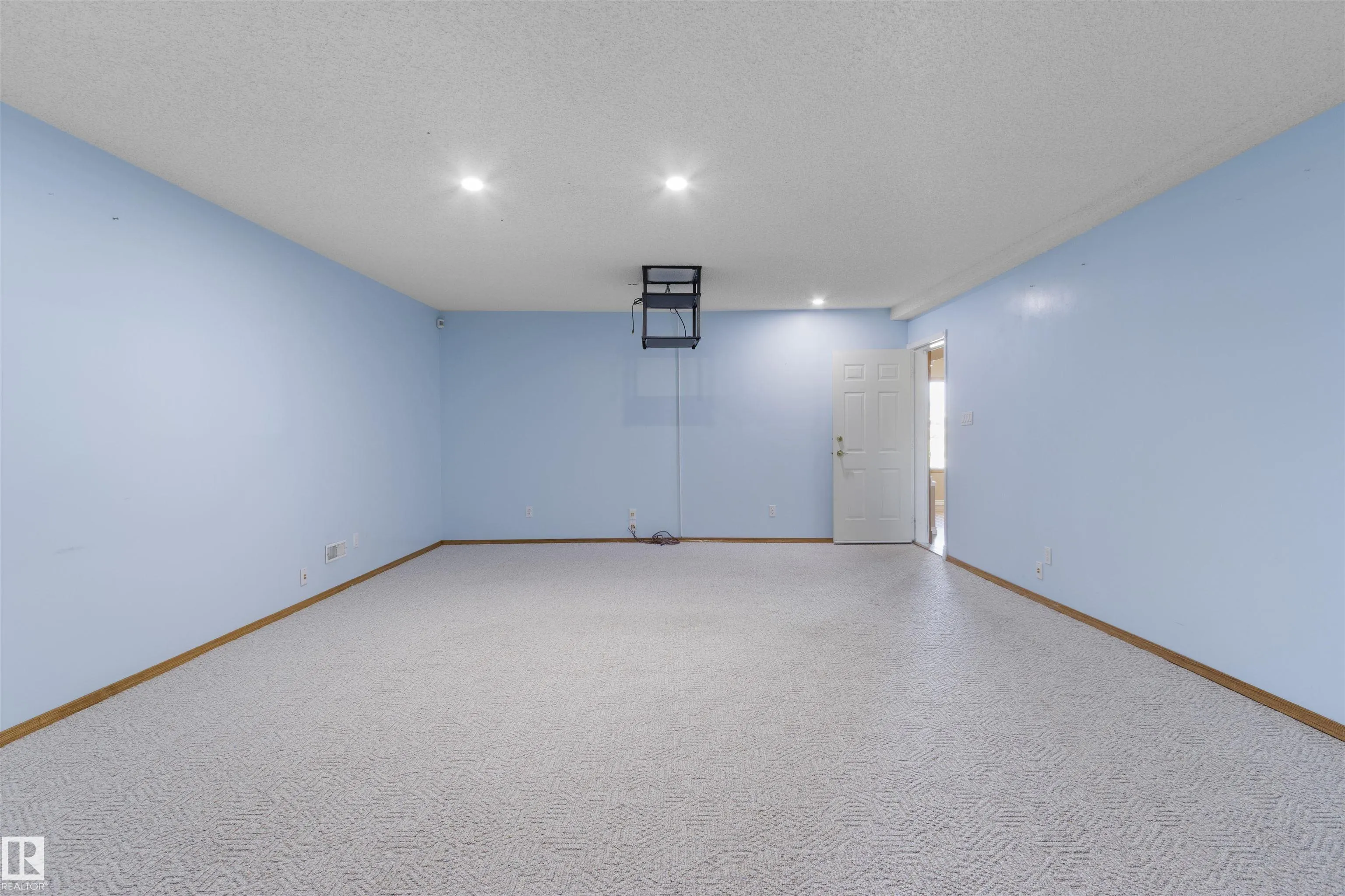 341 HOLLICK-KENYON Road