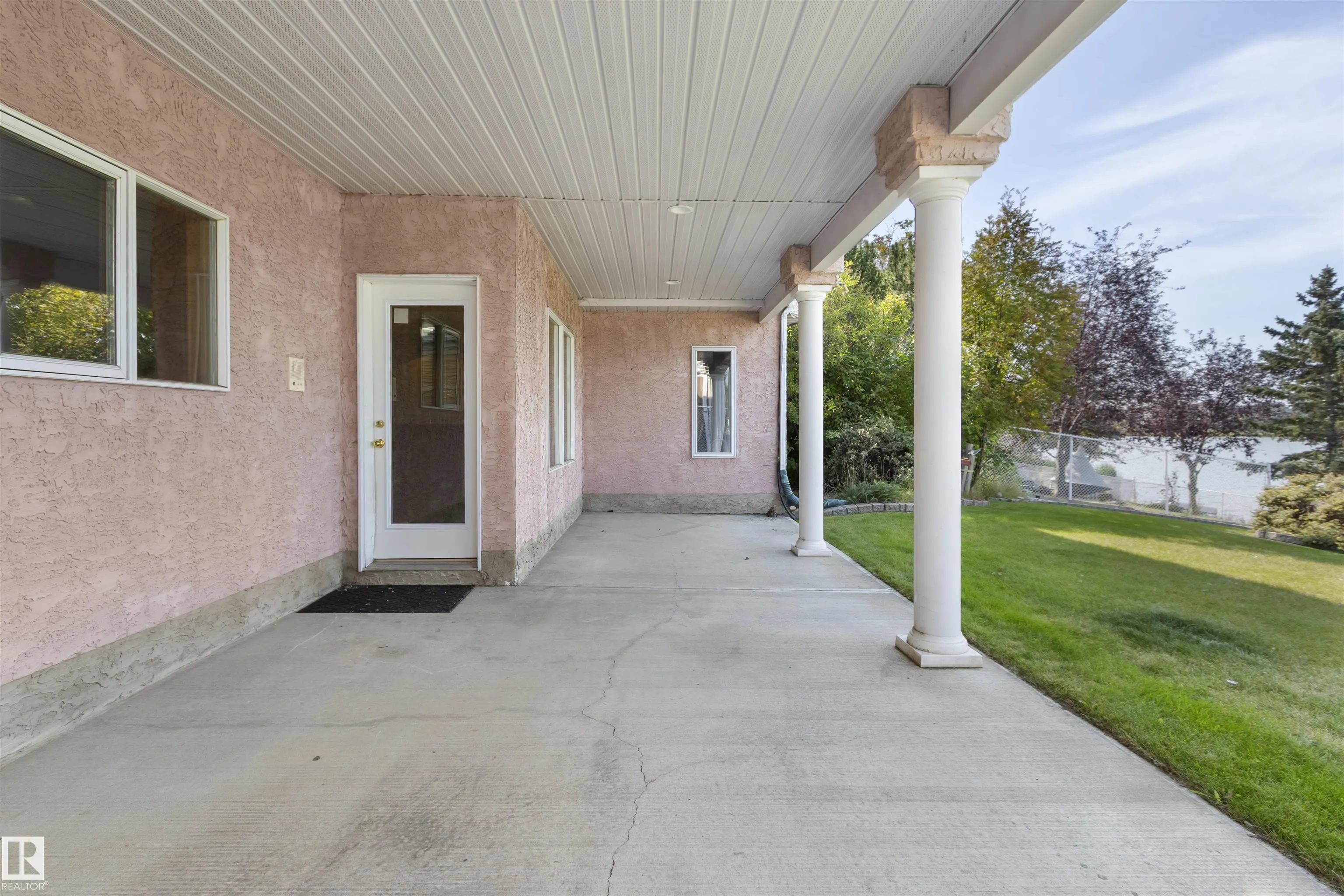 341 HOLLICK-KENYON Road