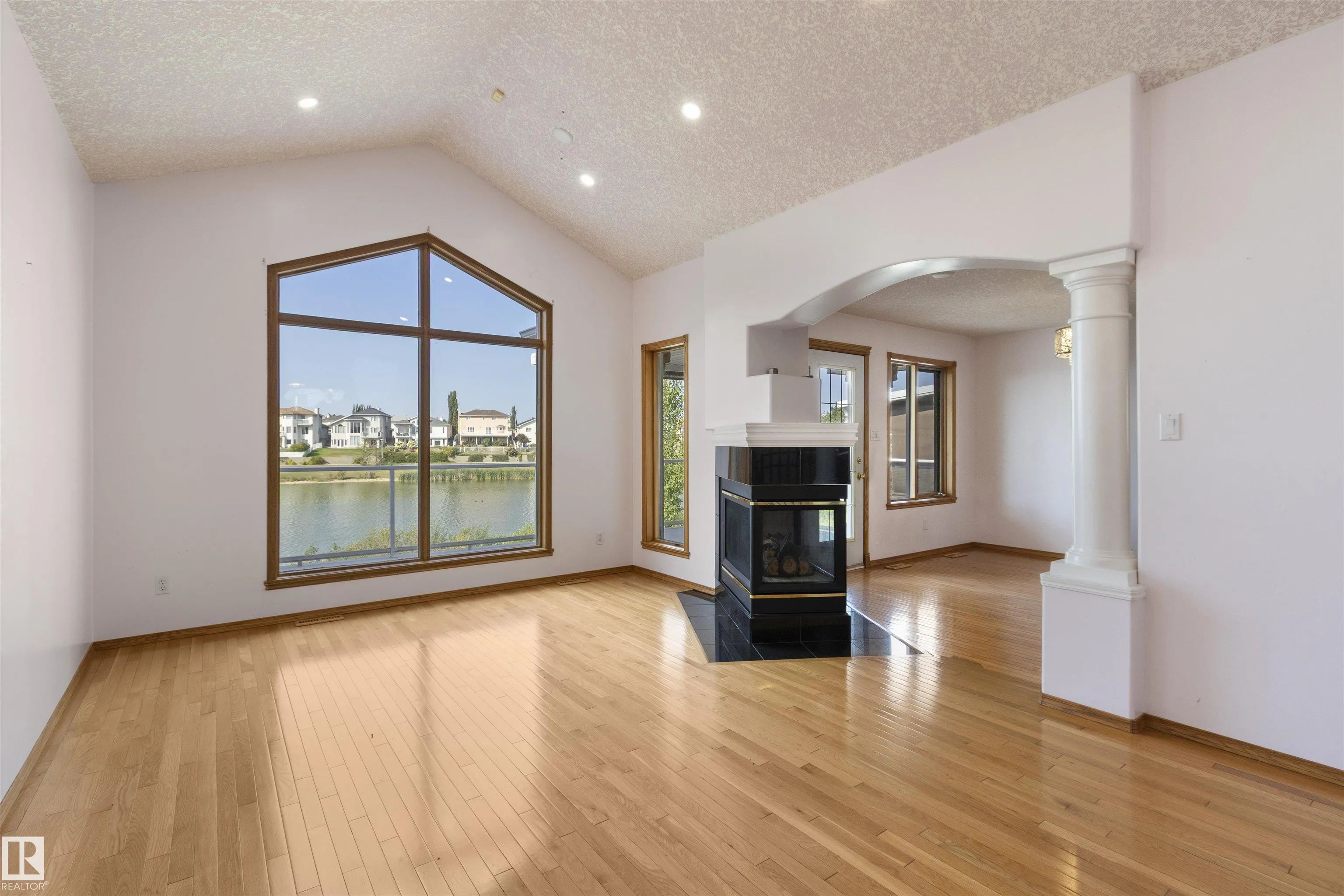 341 HOLLICK-KENYON Road