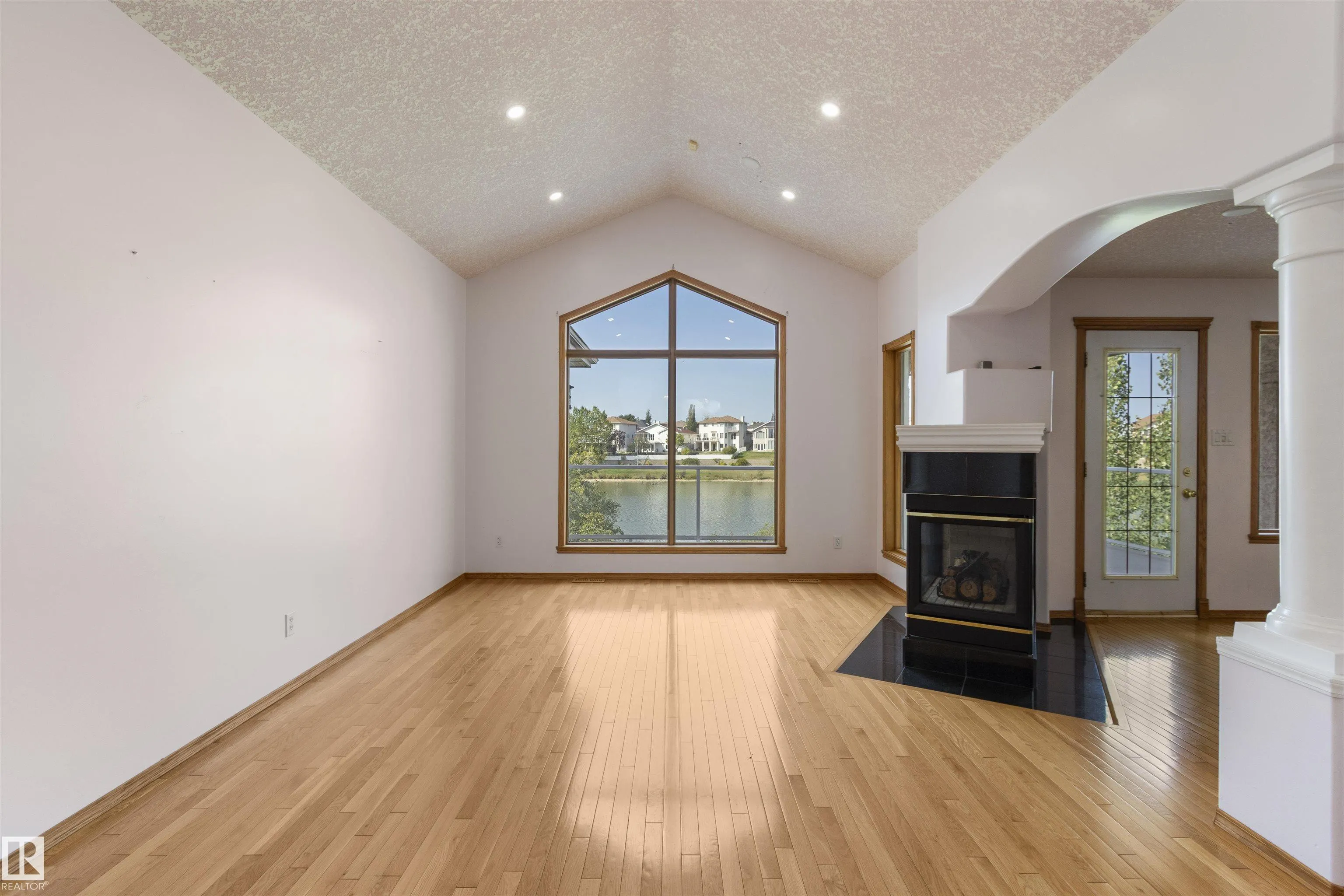 341 HOLLICK-KENYON Road