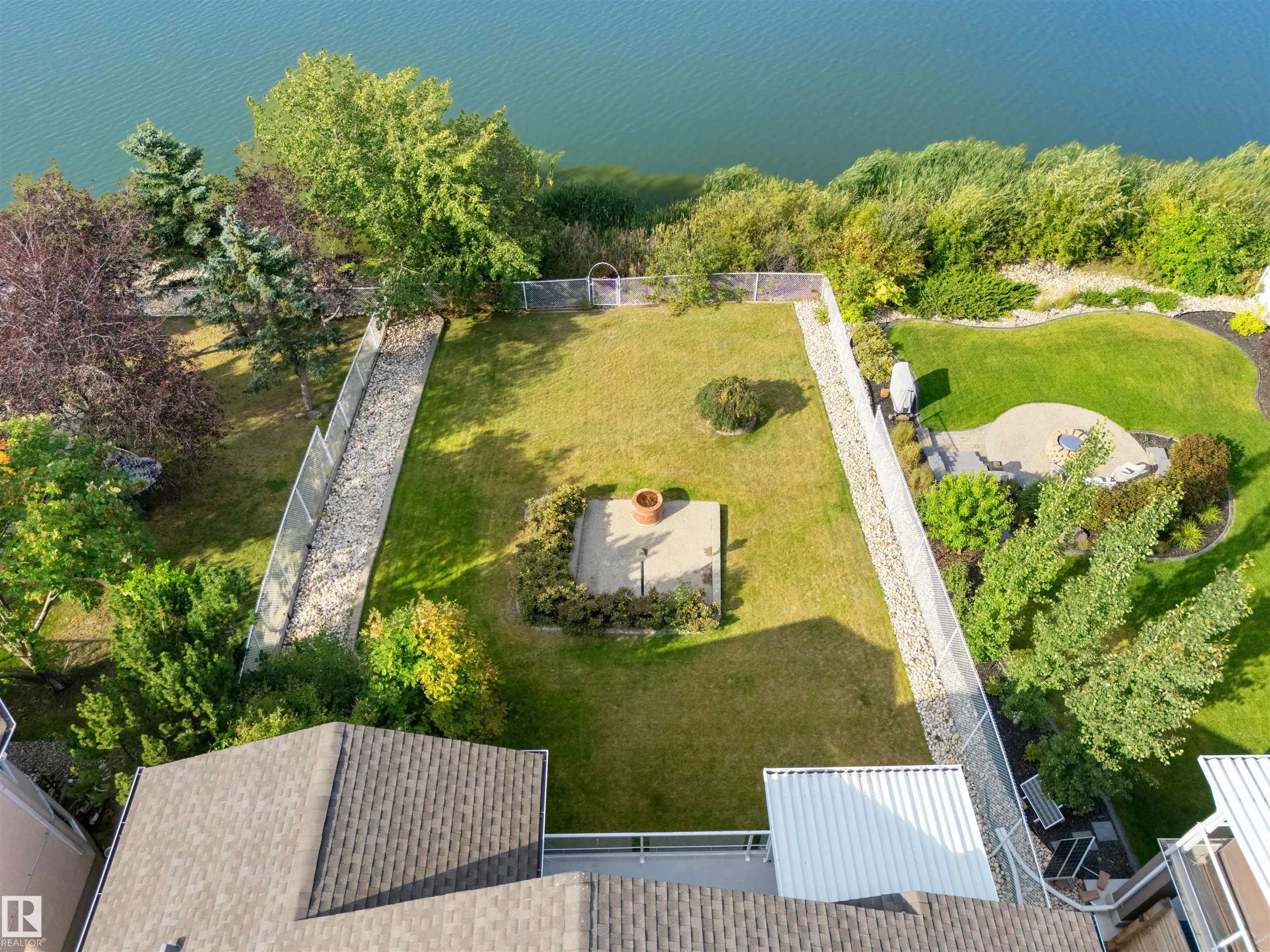 341 HOLLICK-KENYON Road
