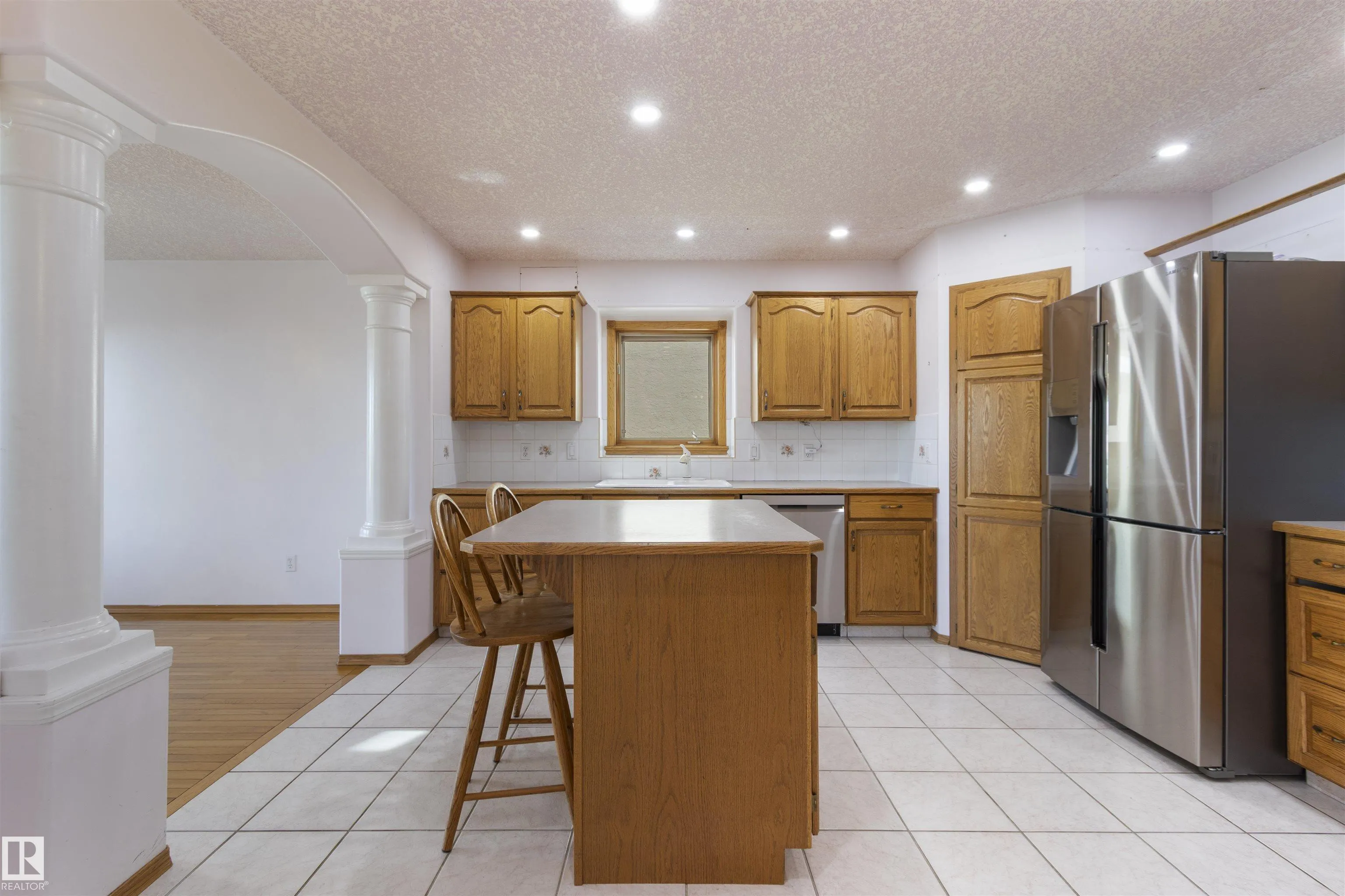 341 HOLLICK-KENYON Road