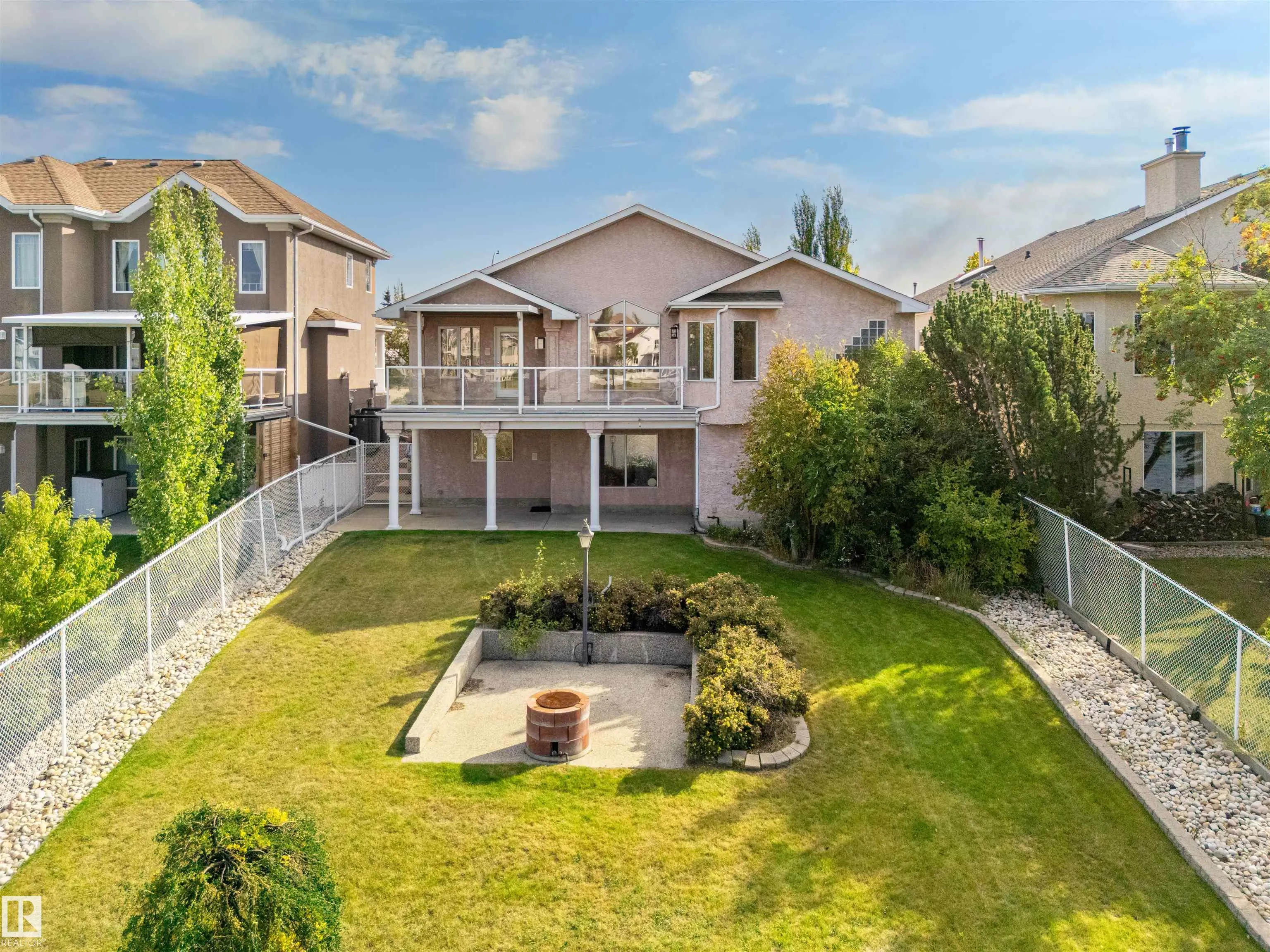 341 HOLLICK-KENYON Road