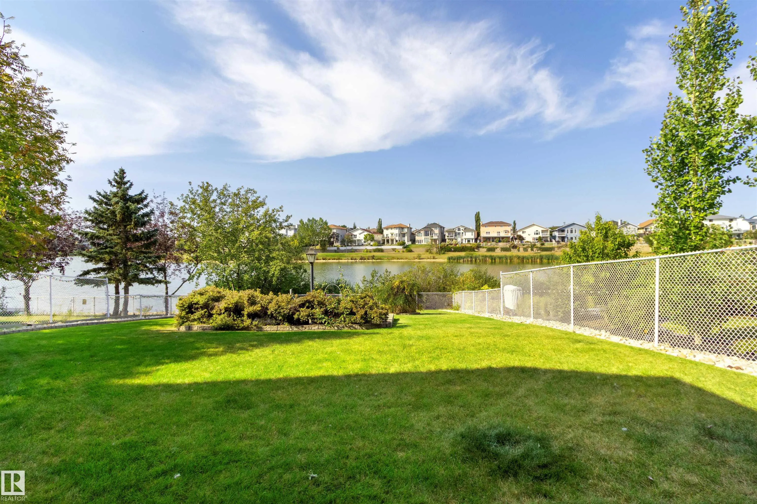 341 HOLLICK-KENYON Road