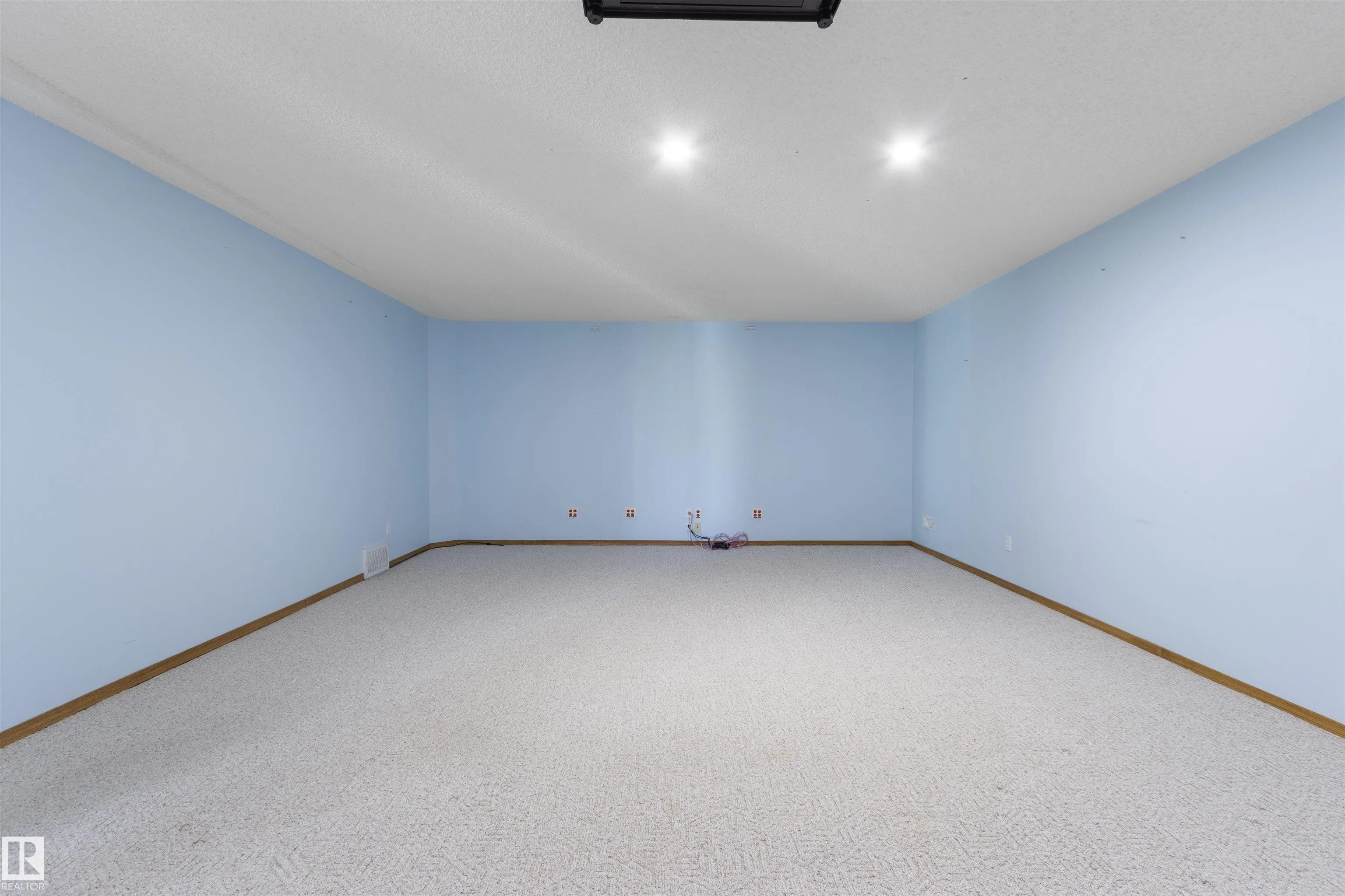 341 HOLLICK-KENYON Road
