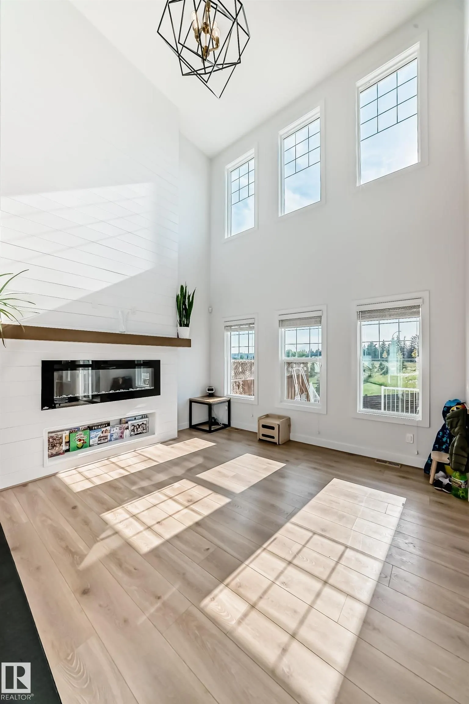 71 JAMISON Crescent