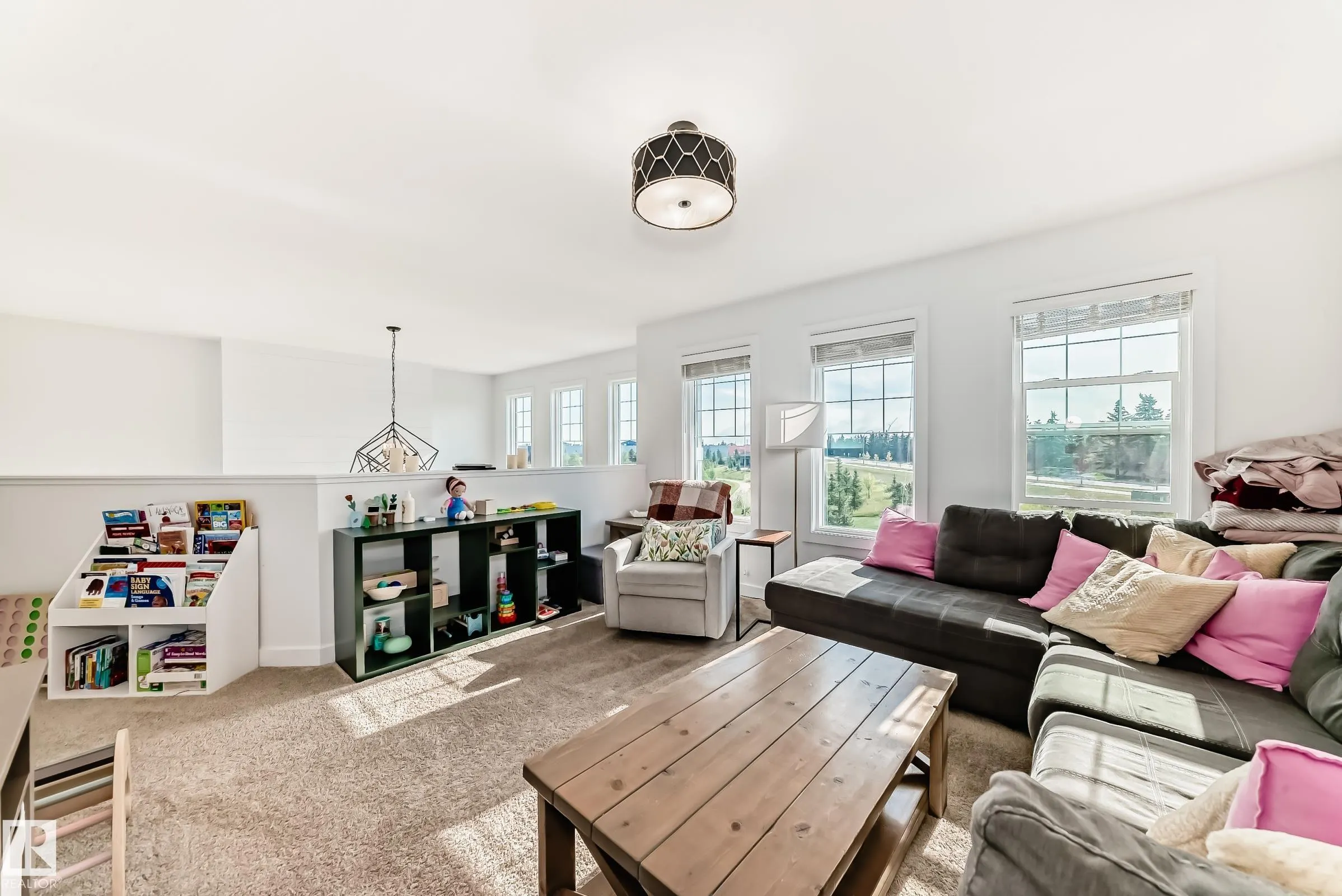 71 JAMISON Crescent