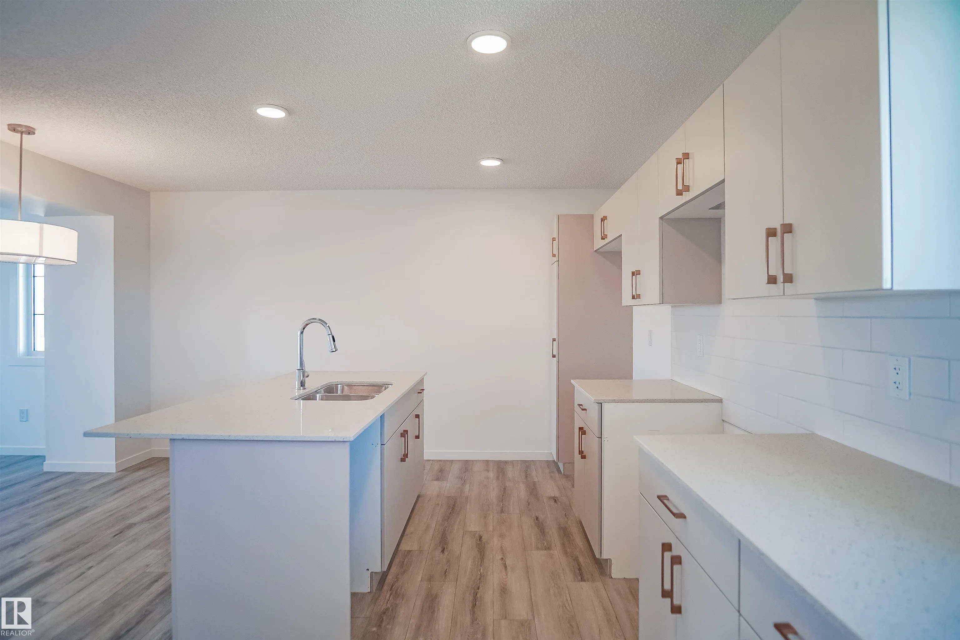 4189 Kinglet Drive