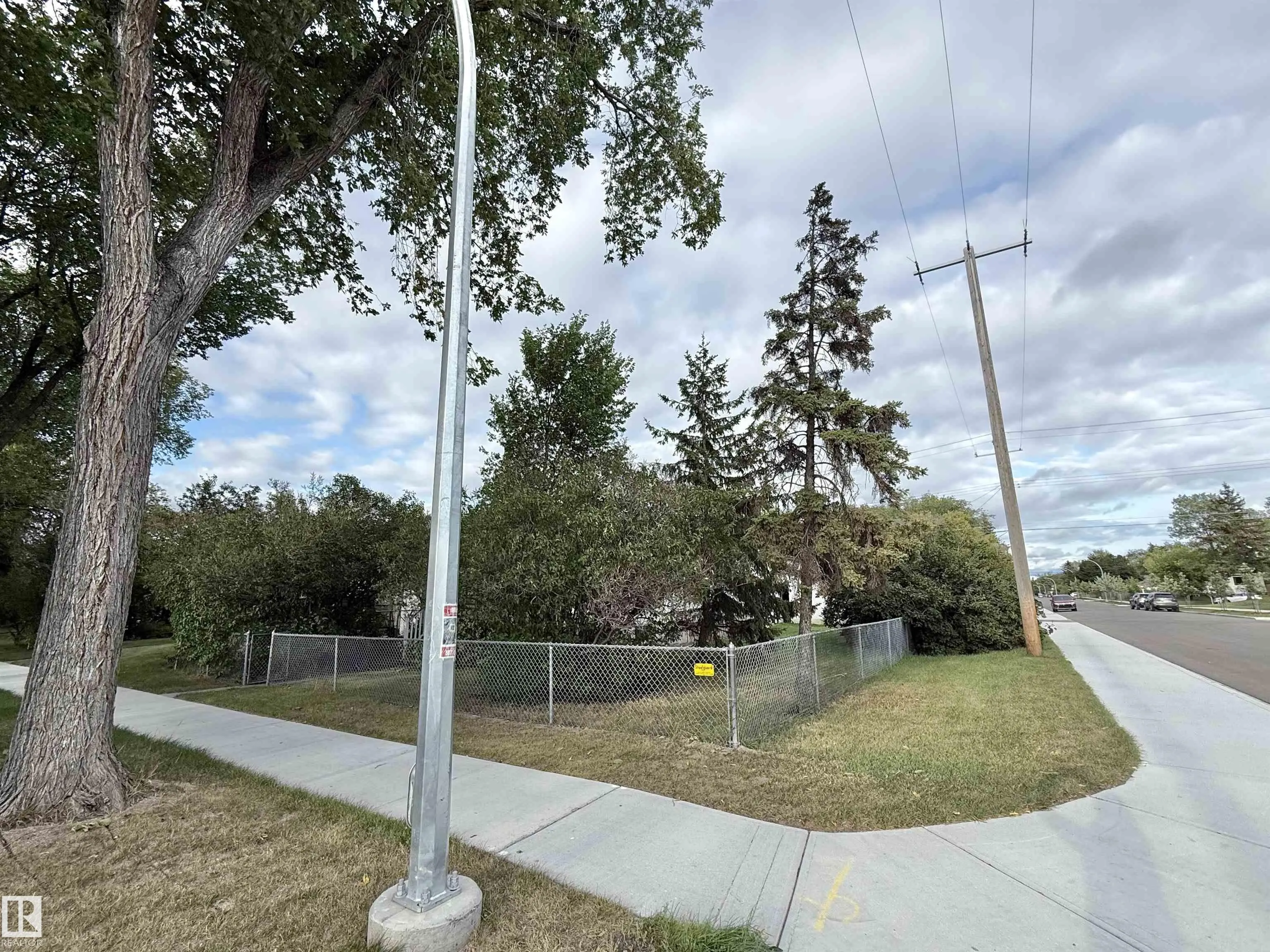 13003 124 Street