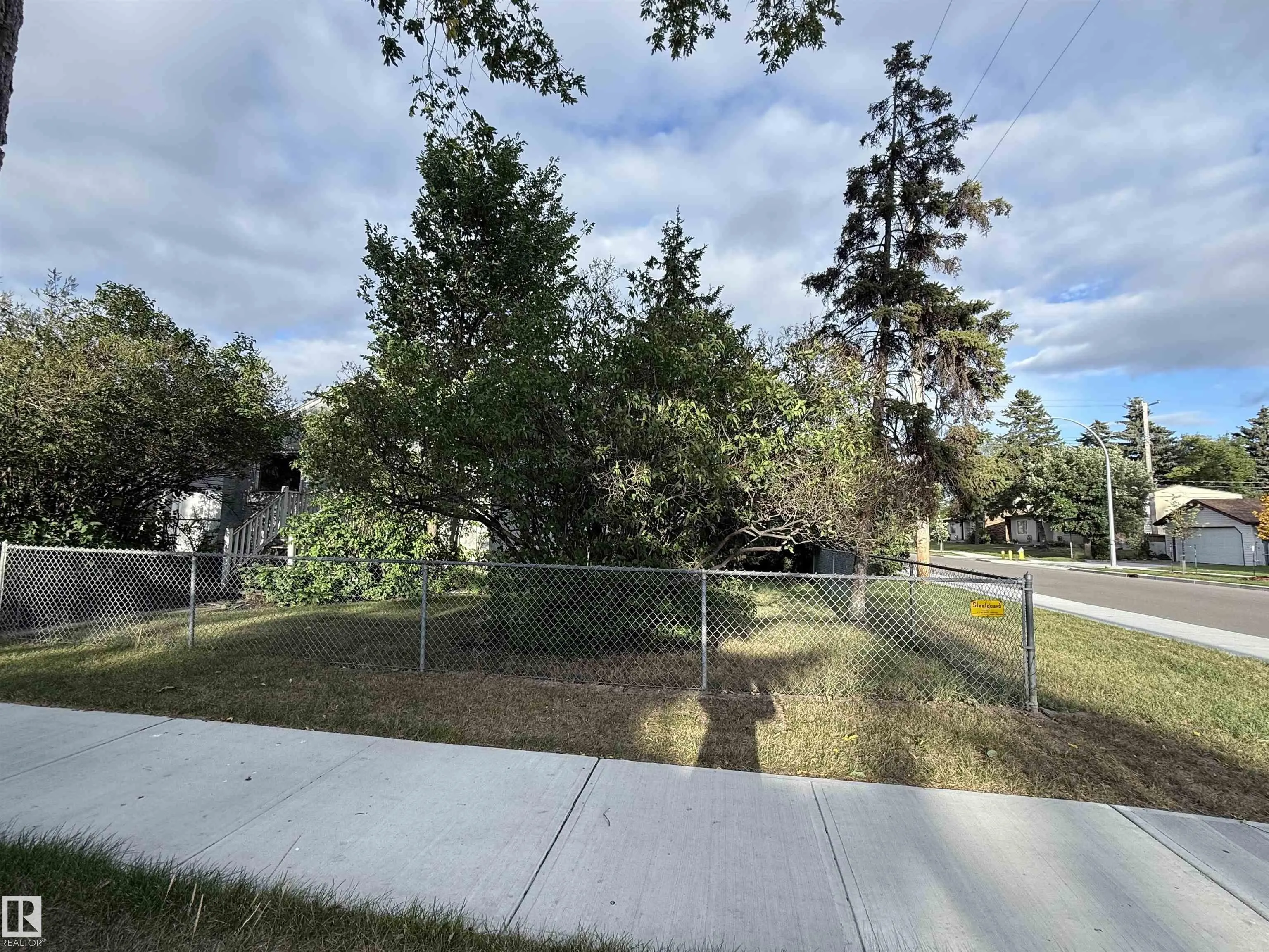 13003 124 Street