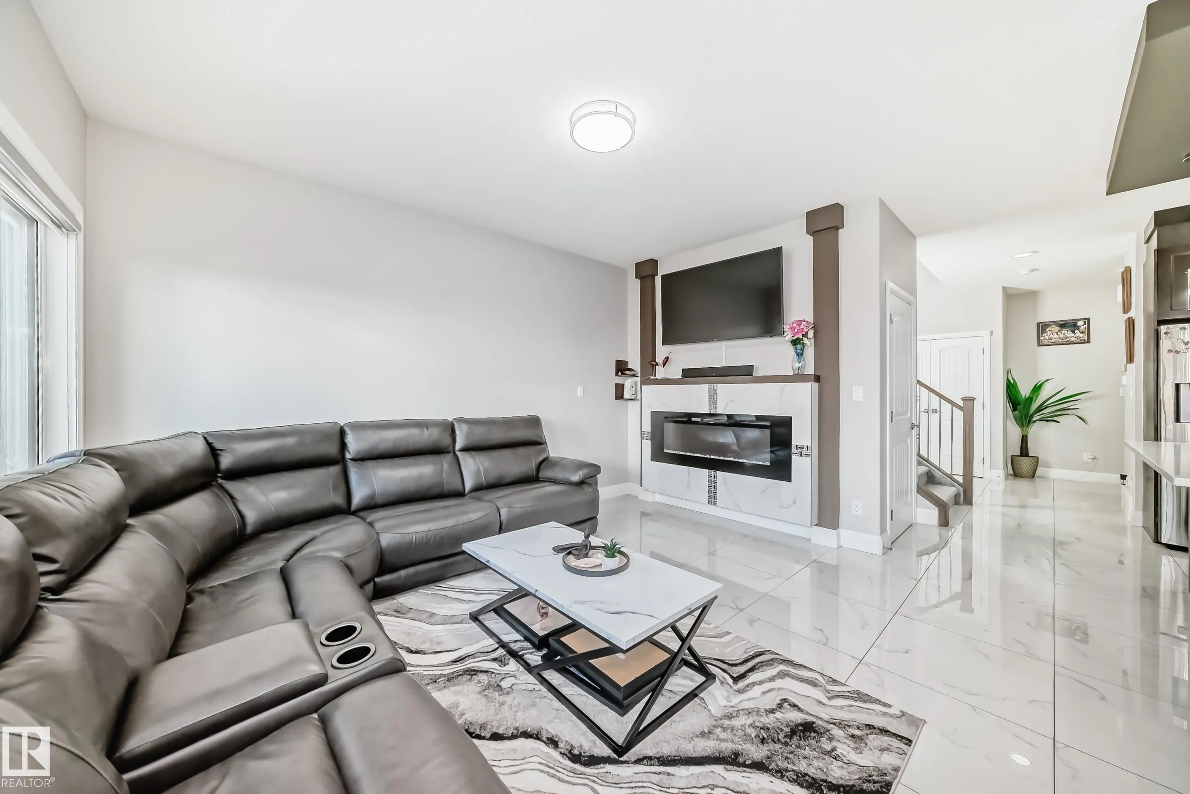 1207 24 Street