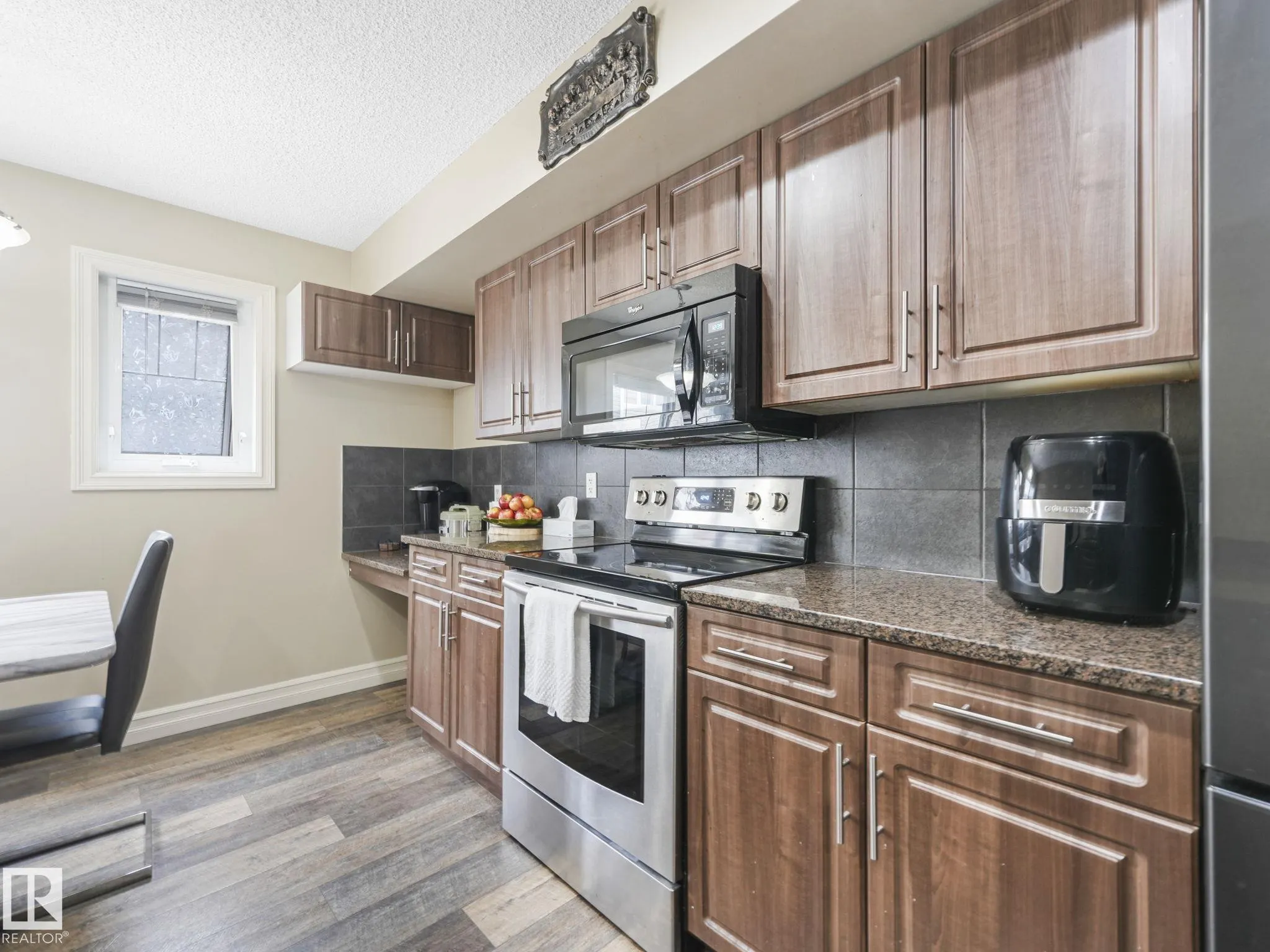 655 TAMARACK Road