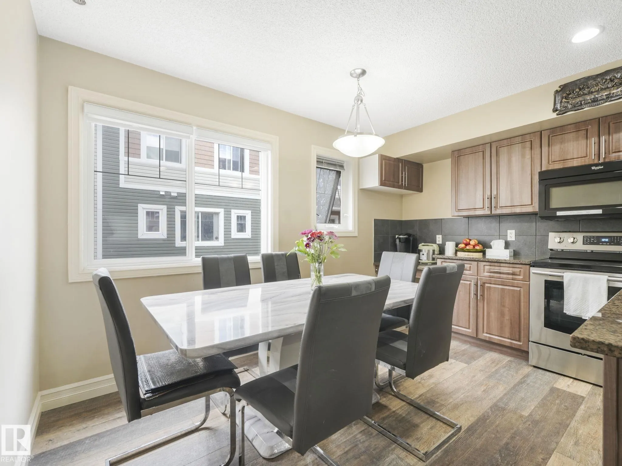 655 TAMARACK Road