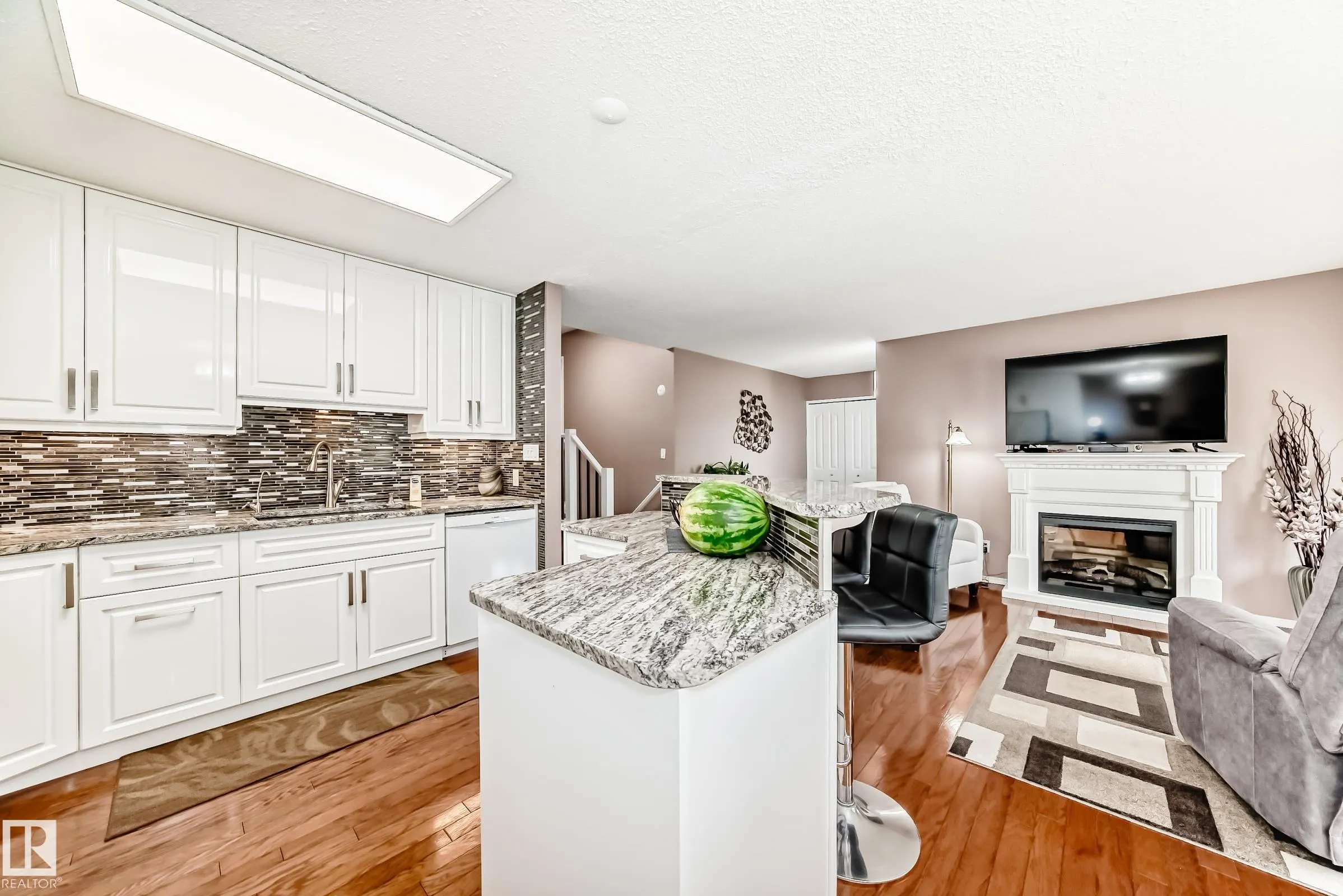 229 WARWICK Road