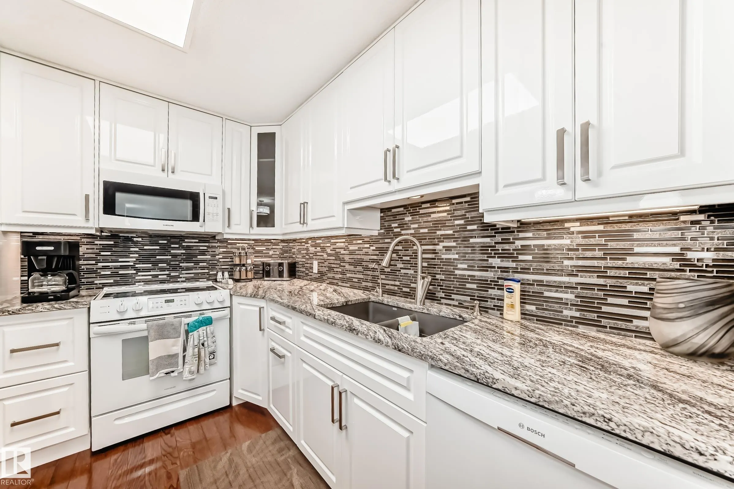 229 WARWICK Road